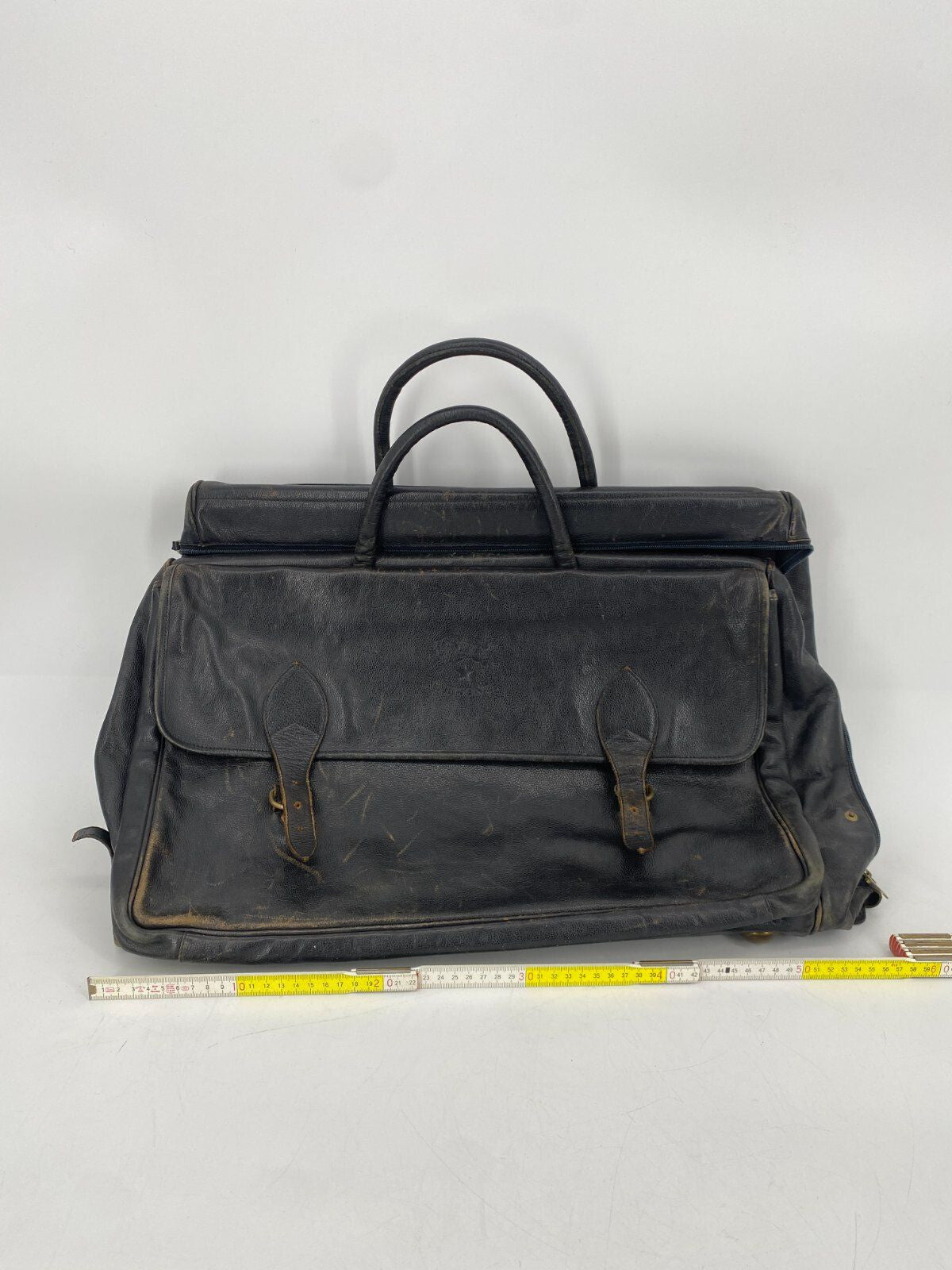 * VINTAGE IL BISONTE ECHT LEDER REISETASCHE SCHWARZ ITALY DESIGN