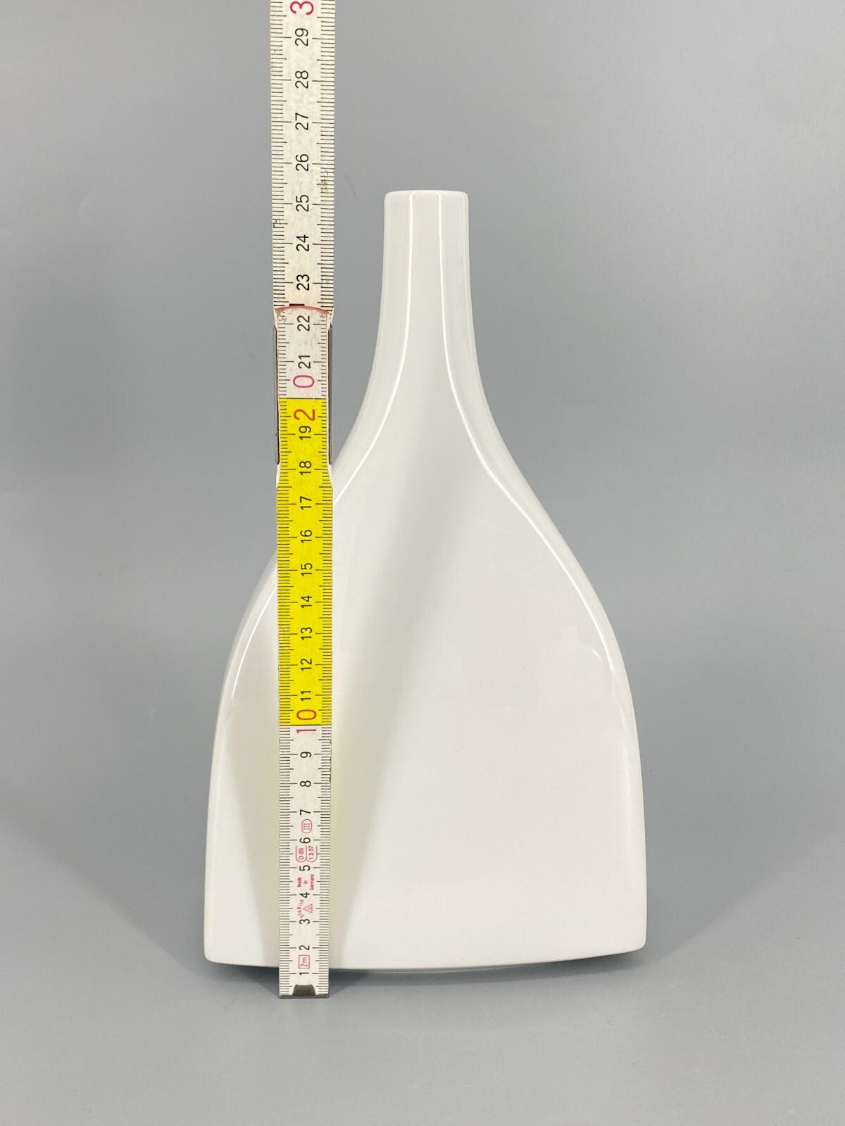 * KPM TRUDE PETRI PORZELLAN VASE BARFLASCHE WEIß 25,5CM 2. WAHL
