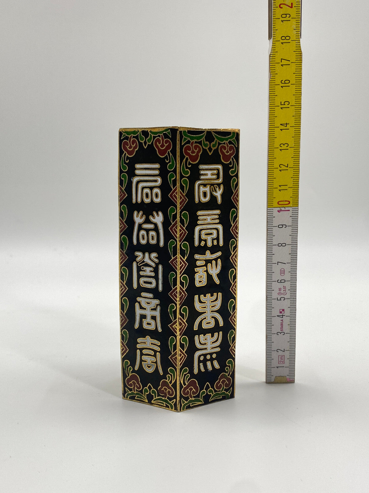 * CHINESISCHE VASE CLOISONNE EMAILLE CHINA ACHTECKIG HEXAGON SCHWARZ BLUME