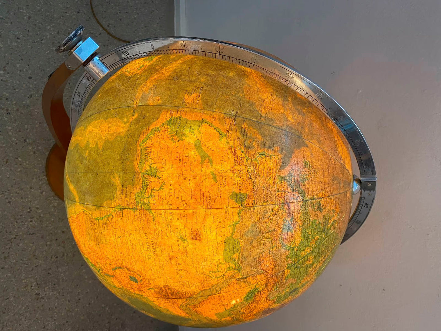 "Adenauer" Globus Duo Columbus Ø 50 cm, 1949