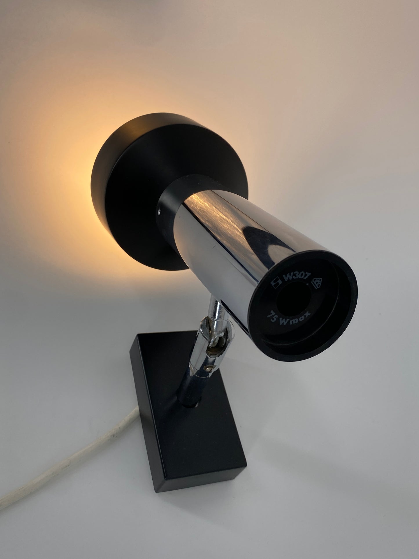 Wandlampe verchrohmt im Space Age / Minimal Design, Deutschland 1970er