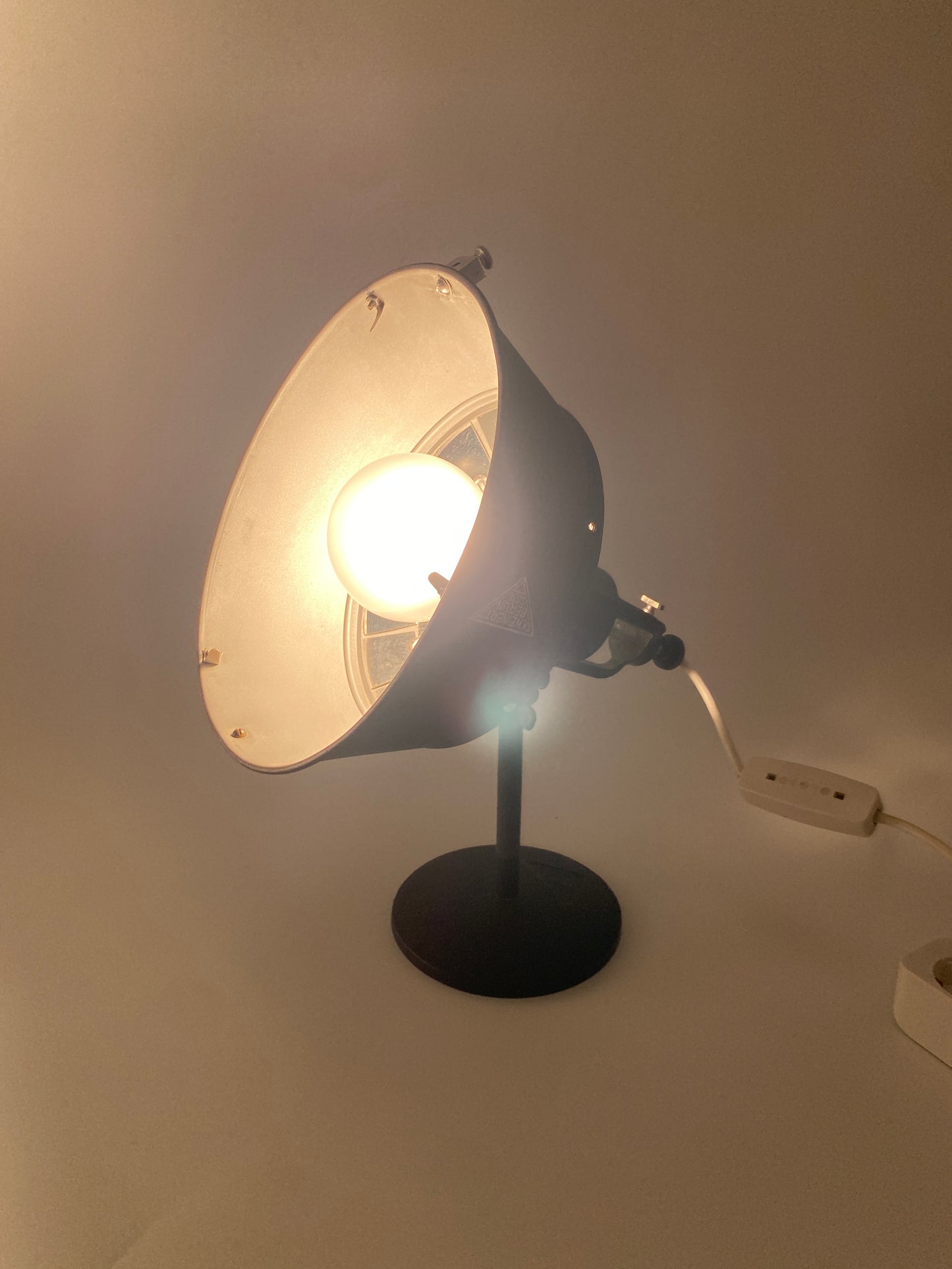 Tischlampe / Scheinwerfer von K. Weinert, Berlin, 1930er Jahre