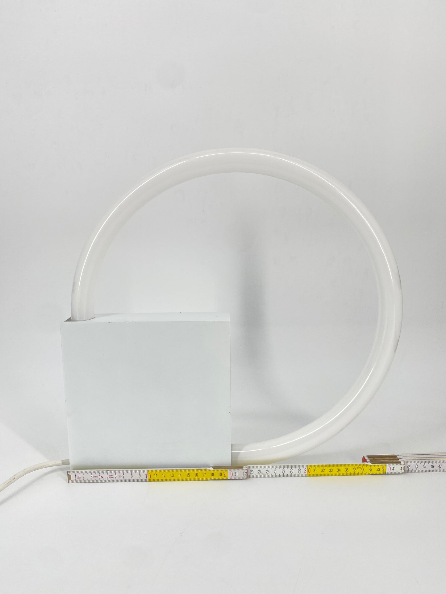 Tischlampe TC6 Circle von Alto van den Nieuwelaar, 1968