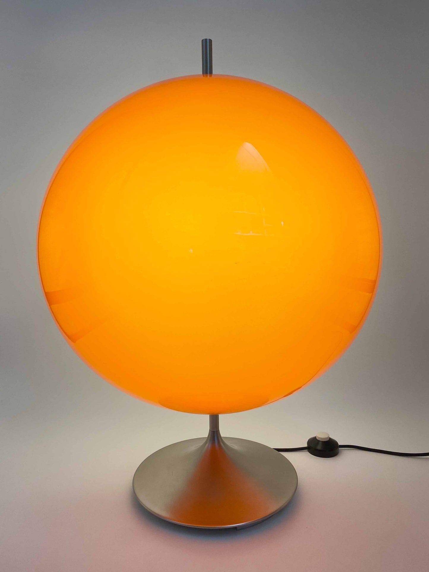 Kugellampe mit drehbarem Schirm von Frank Bentler für Wila Leuchten, 1960er