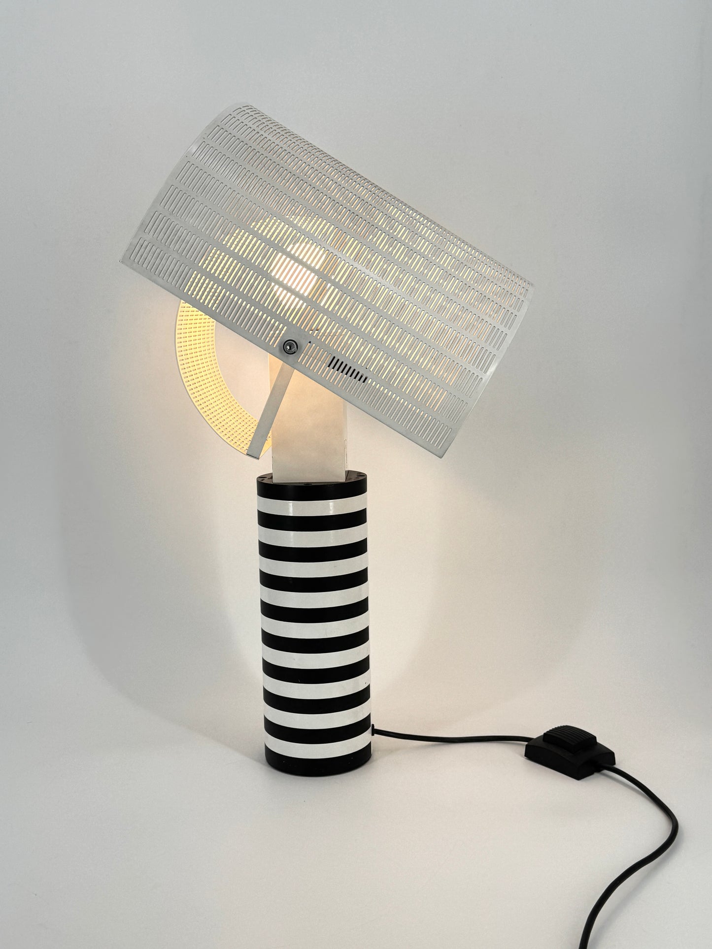Tischlampe "Shogun" von Mario Botta für Artemide, Originalproduktion aus den 80er Jahren