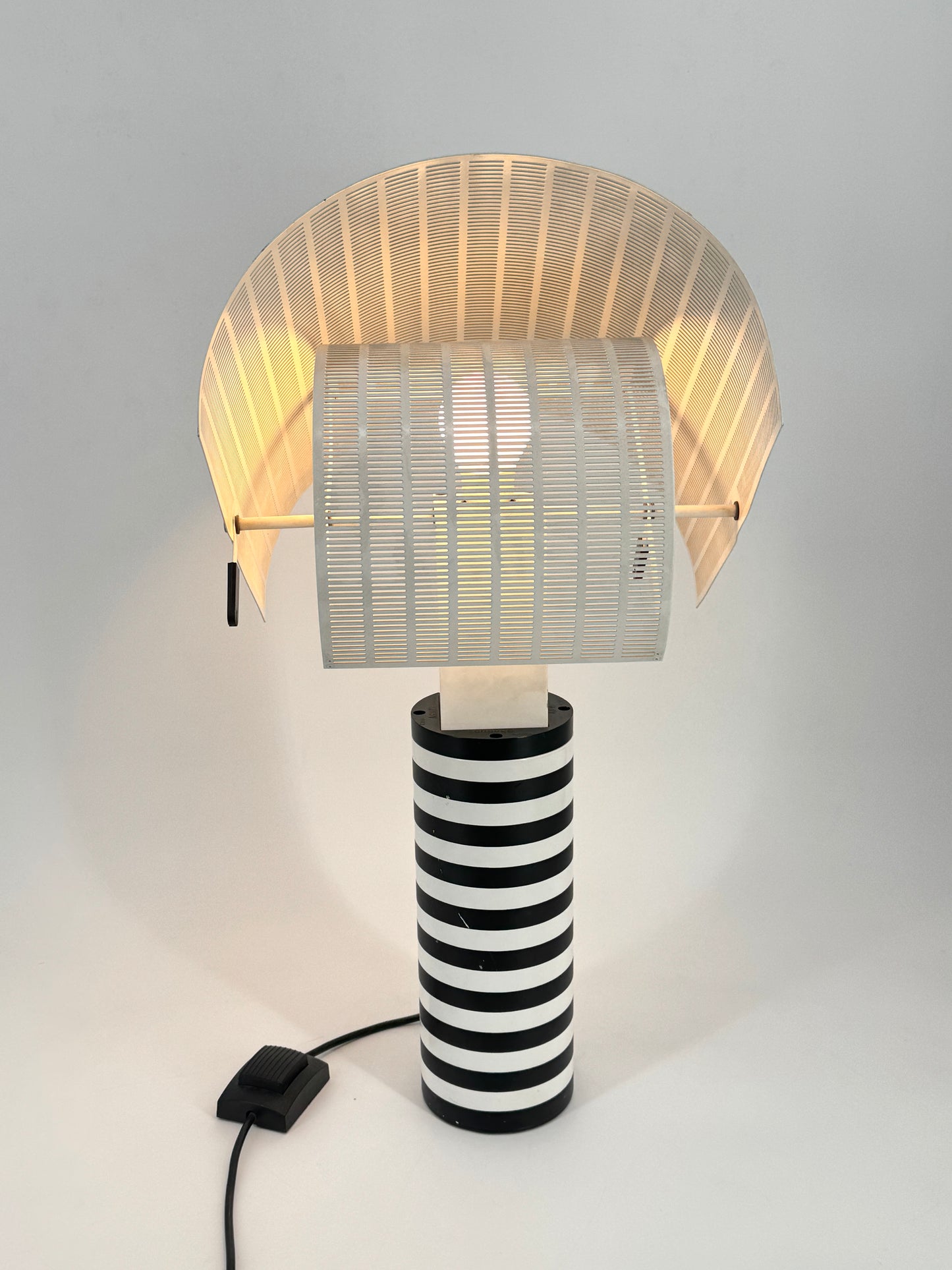 Tischlampe "Shogun" von Mario Botta für Artemide, Originalproduktion aus den 80er Jahren