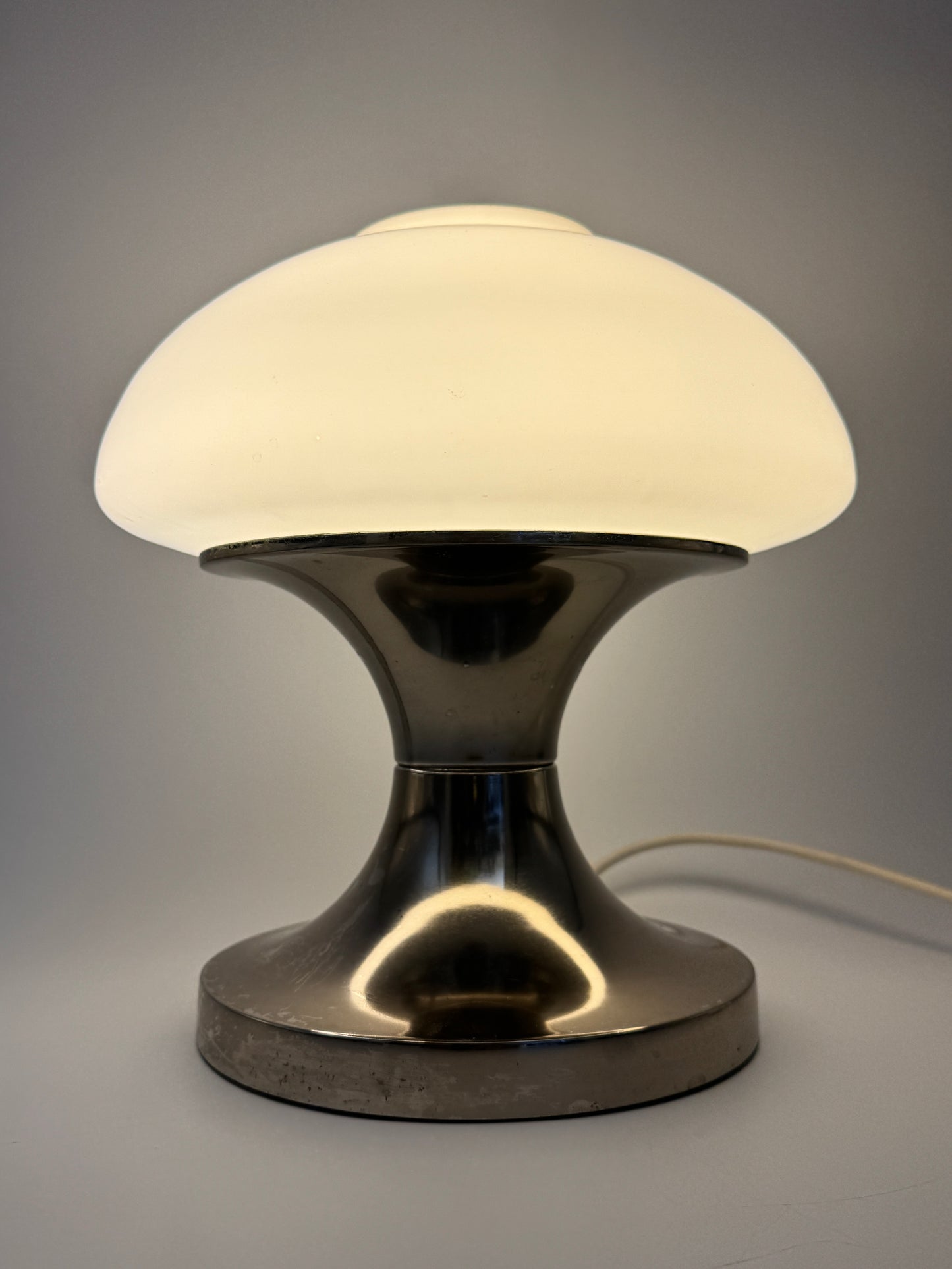 Tischlampe von Kombinat VEB Leuchtenbau Leipzig aus Deutschland, 70er