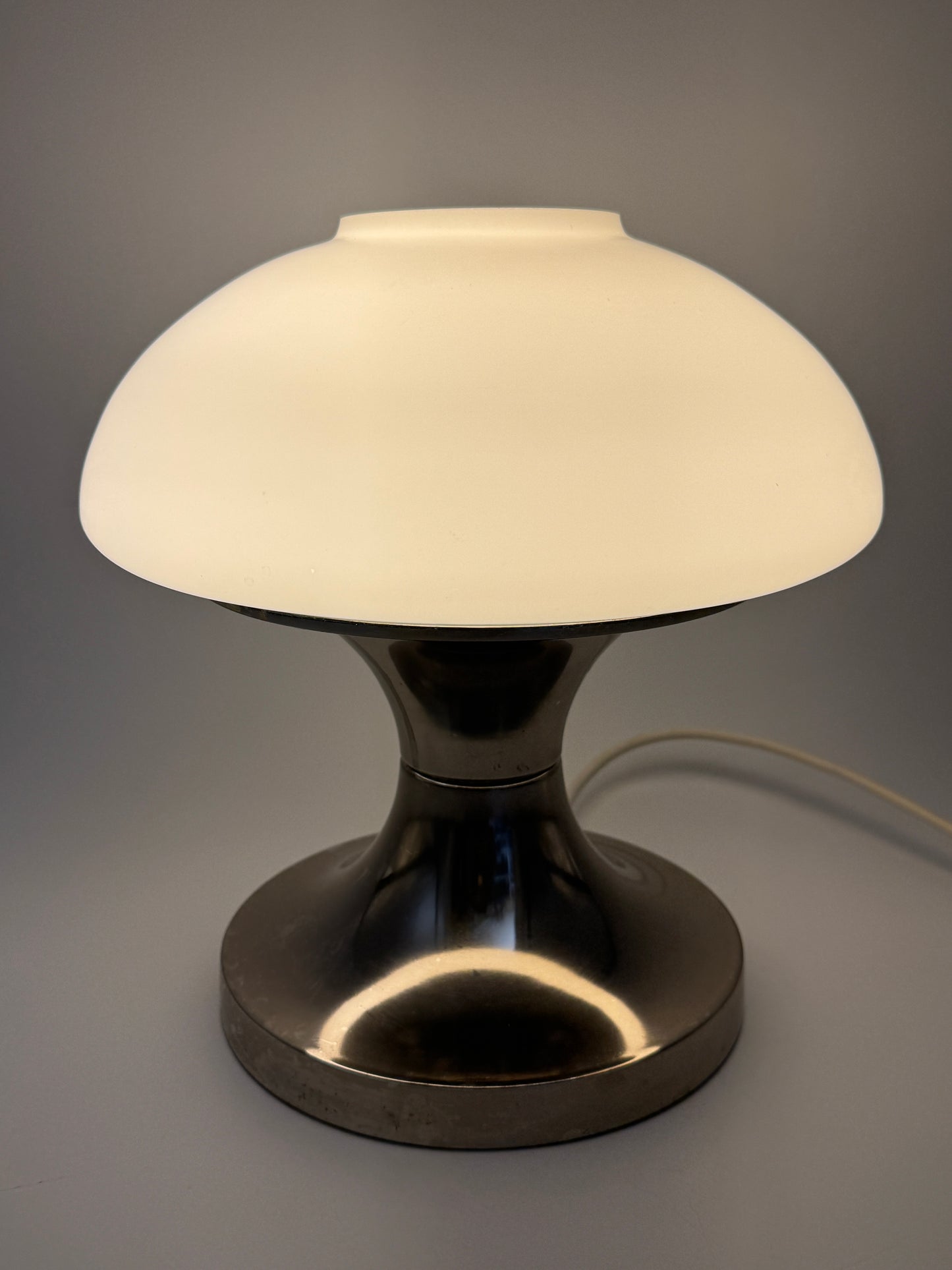 Tischlampe von Kombinat VEB Leuchtenbau Leipzig aus Deutschland, 70er
