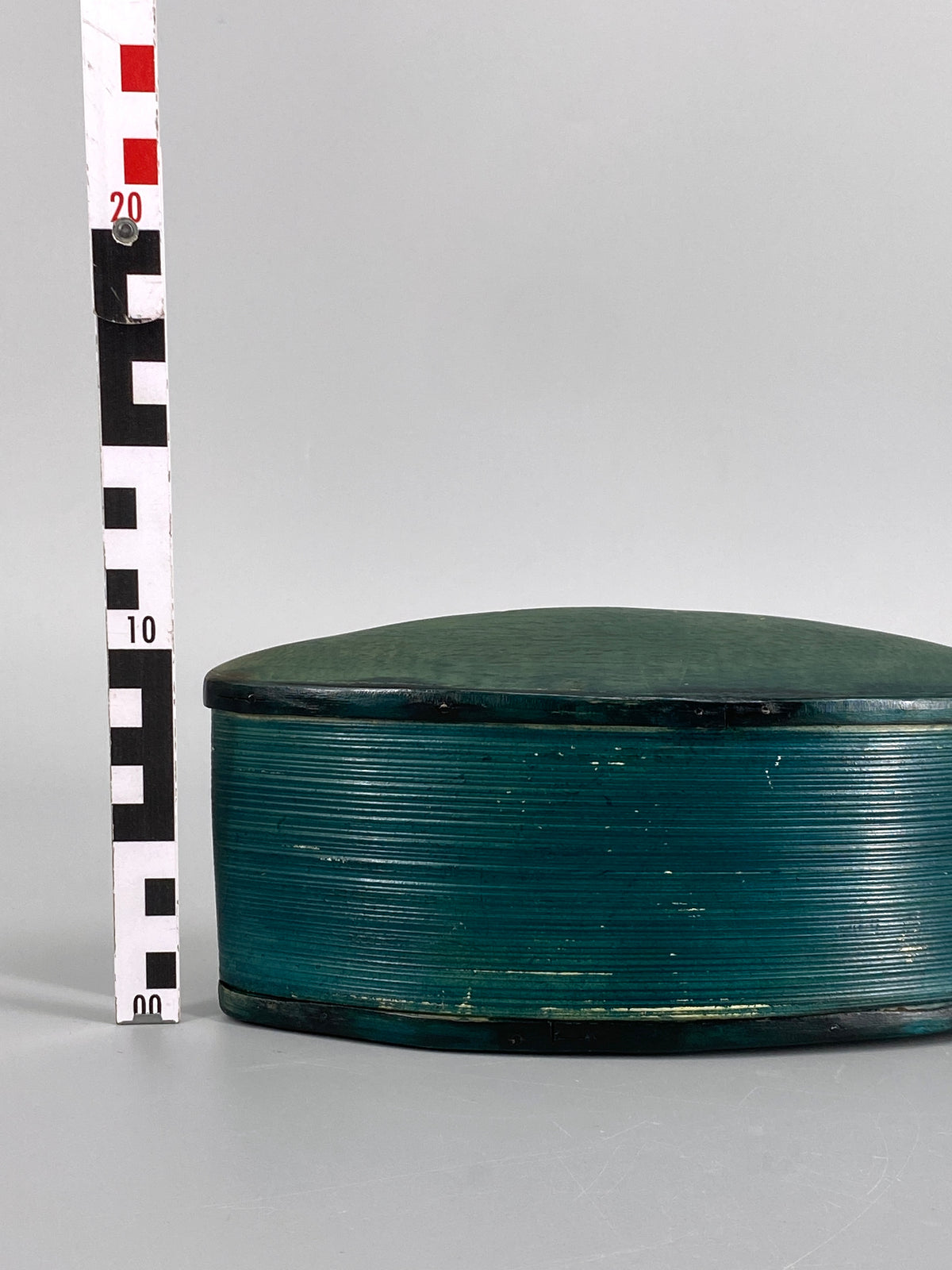 antike, ovale Schatulle aus gebogenem Holz, Schweden, 19. Jhd