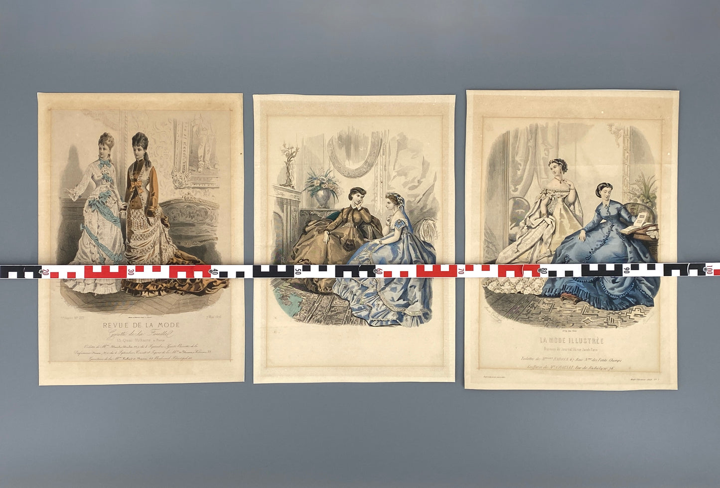 Handkolorierte Modeillustrationen aus Frankreich, 3 Stk., 1866/1876