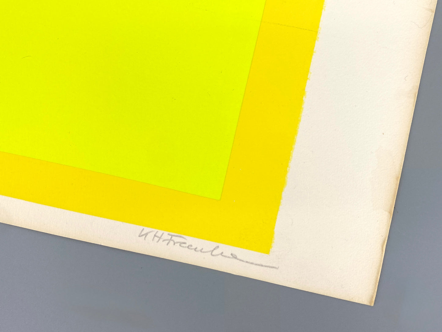 Signierter und nummerierter Siebdruck in Gelb mit Prägedruck von Karl-Heinz Franke (1916‒2006)
