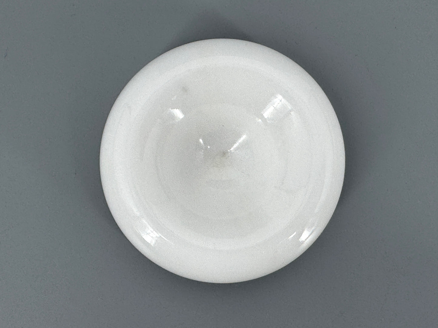 Kleine Schale von Up & Up aus weißem Carrara Marmor, Italien 70er