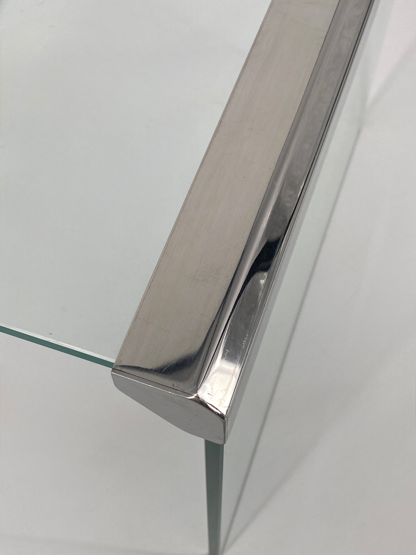 Beistelltisch von Pierangelo Gallotti für Gallotti & Radice aus transparentem Glas, Italien 70er