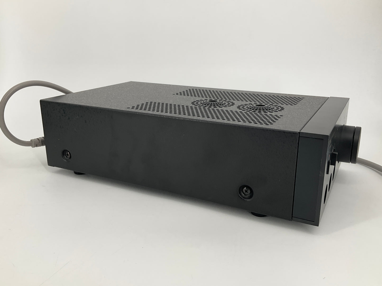 Kopfhörer "SR007 MK1" von STAX mit dem dazugehörigem Röhren-Vorverstärker und Verlängerungskabel