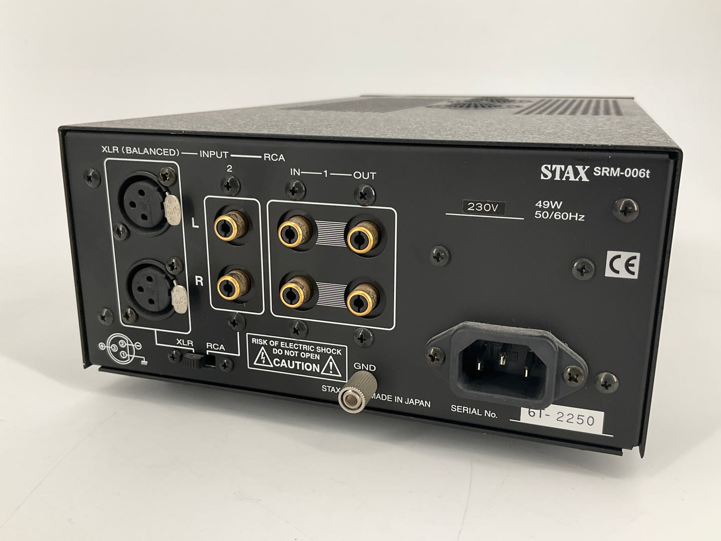 Kopfhörer "SR007 MK1" von STAX mit dem dazugehörigem Röhren-Vorverstärker und Verlängerungskabel
