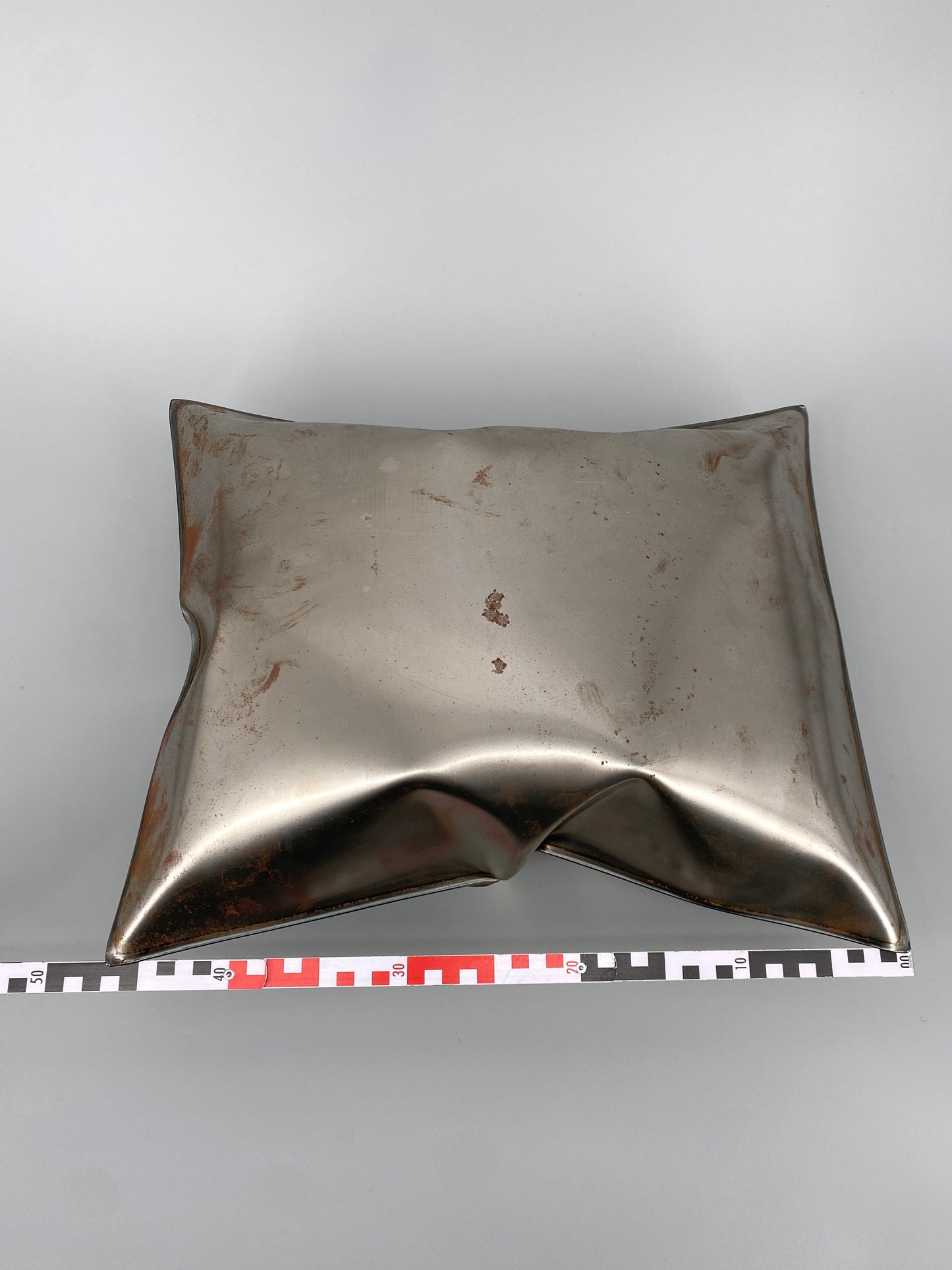 Metallkissen, Pop-Art Kunstobjekt, Edelstahl