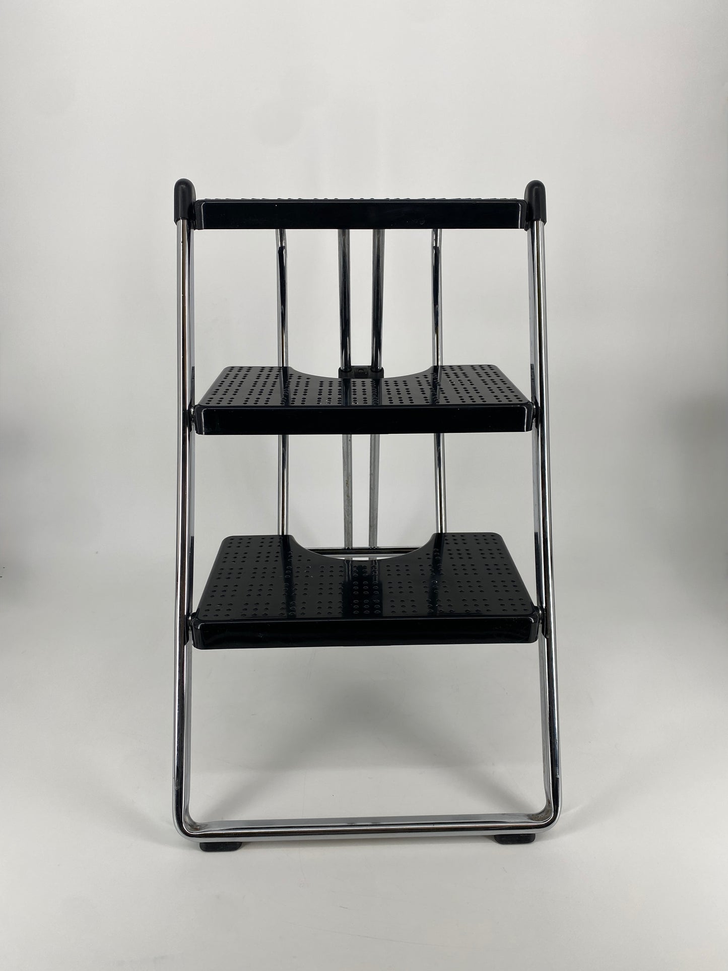 Alte Ausführung der Trittleiter NUOVASTEP von Andries & Hiroko Van Onck für Magis, Italien 1984