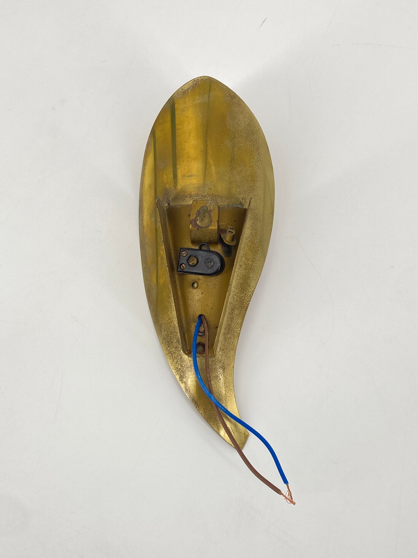 Blattförmige Wandlampe im Stil von Stilnovo aus Messing, 50/60er