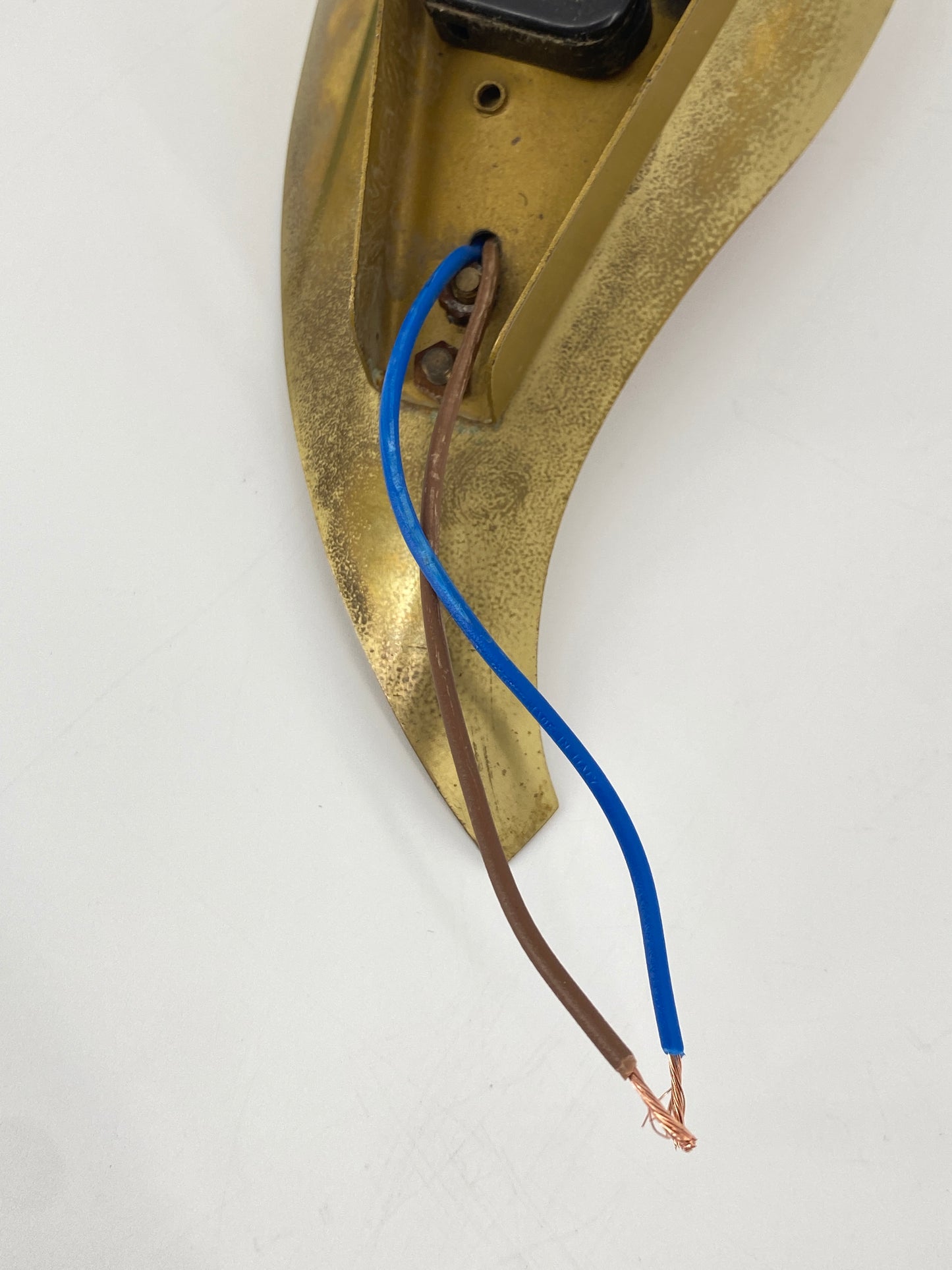 Blattförmige Wandlampe im Stil von Stilnovo aus Messing, 50/60er