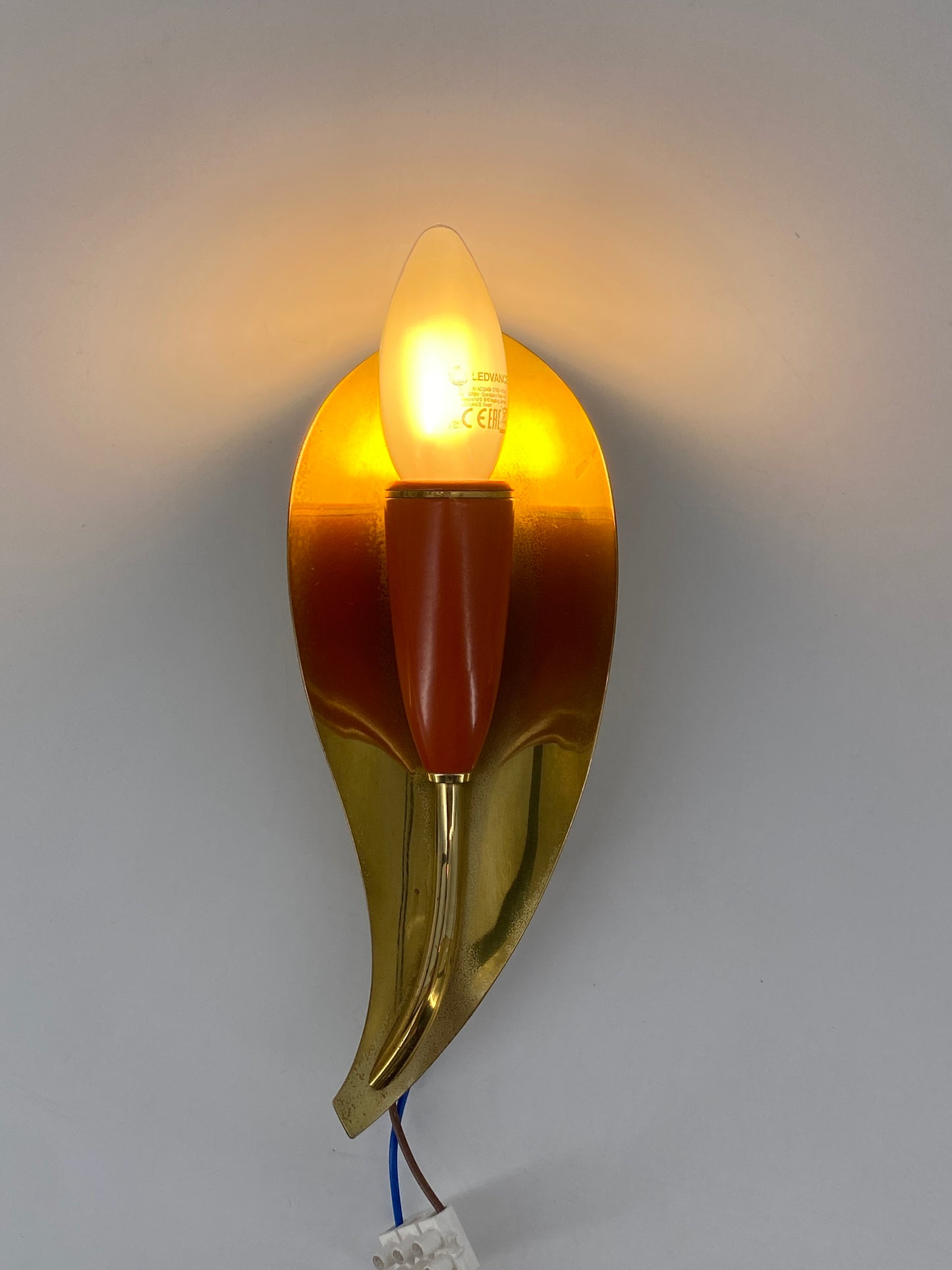 Blattförmige Wandlampe im Stil von Stilnovo aus Messing, 50/60er