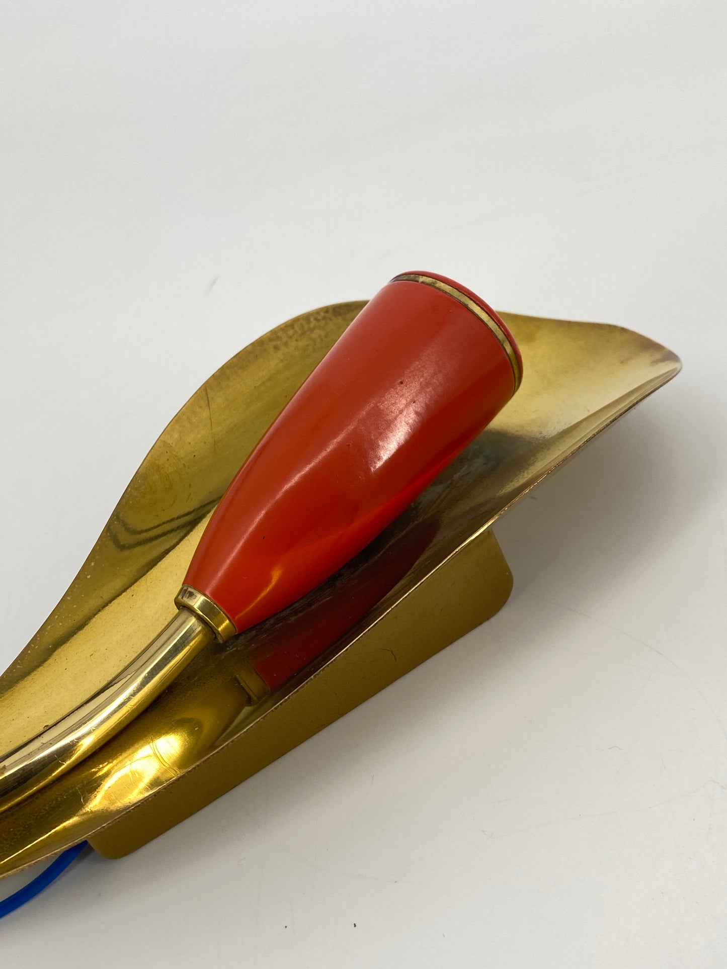 Blattförmige Wandlampe im Stil von Stilnovo aus Messing, 50/60er