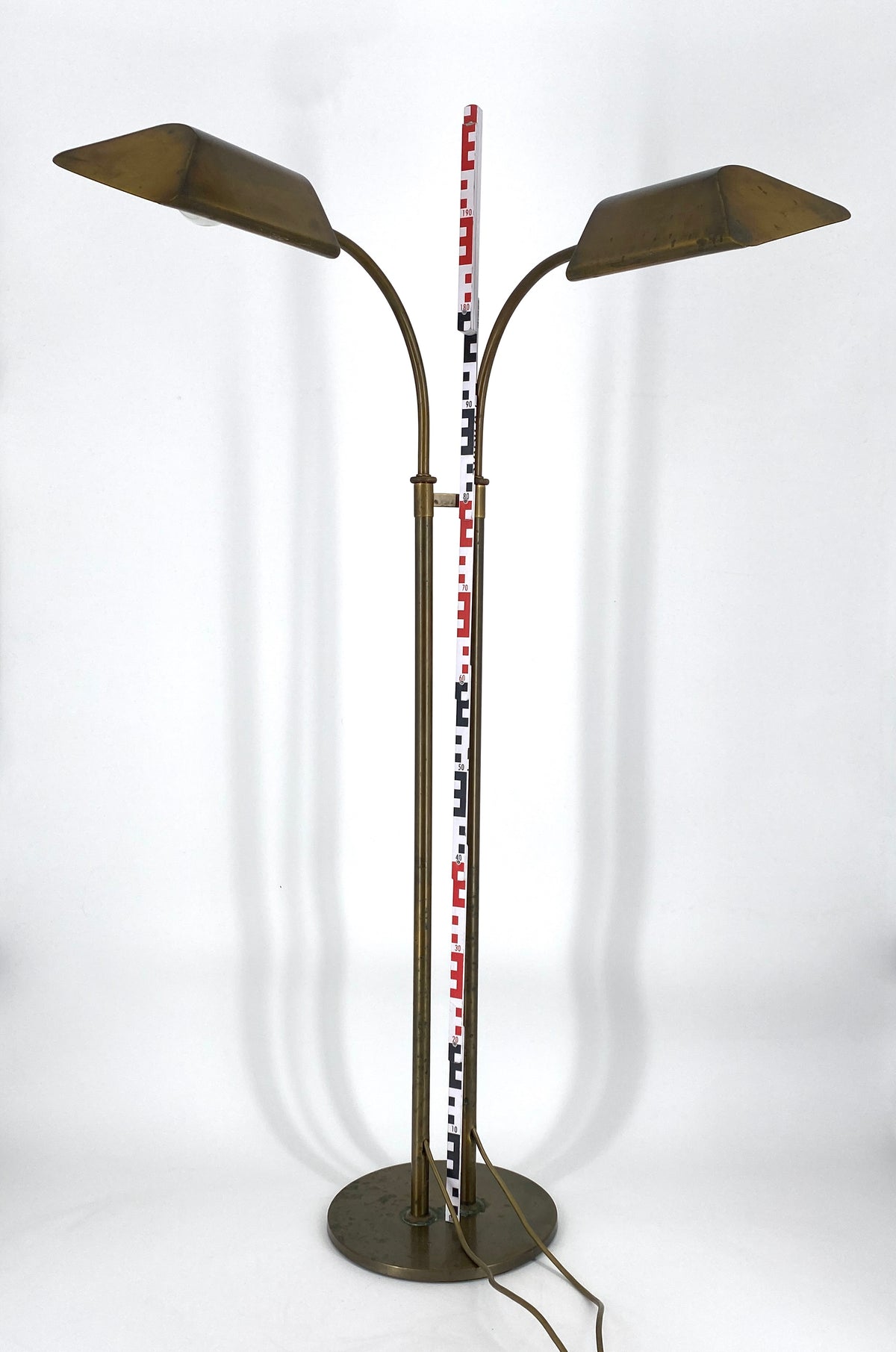 Stehlampe aus Messing "Modell 7454" Holtkötter Leuchten zugeschrieben, 1960er Jahre