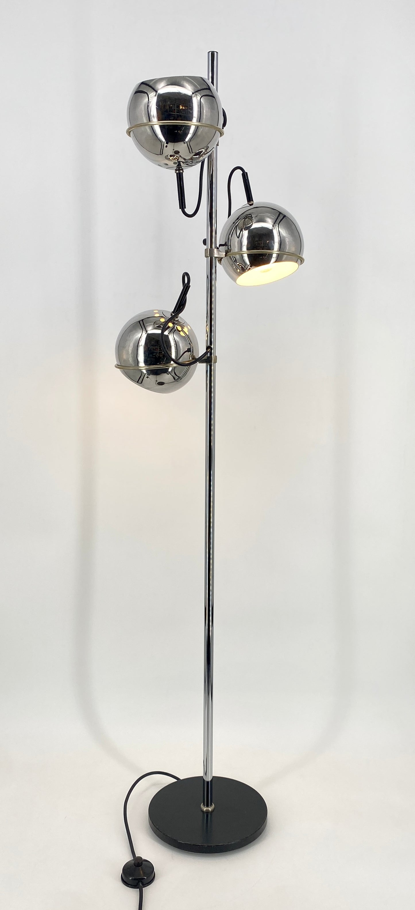 Space Age Stehlampe mit drei Chrom Kugeln, 1970er