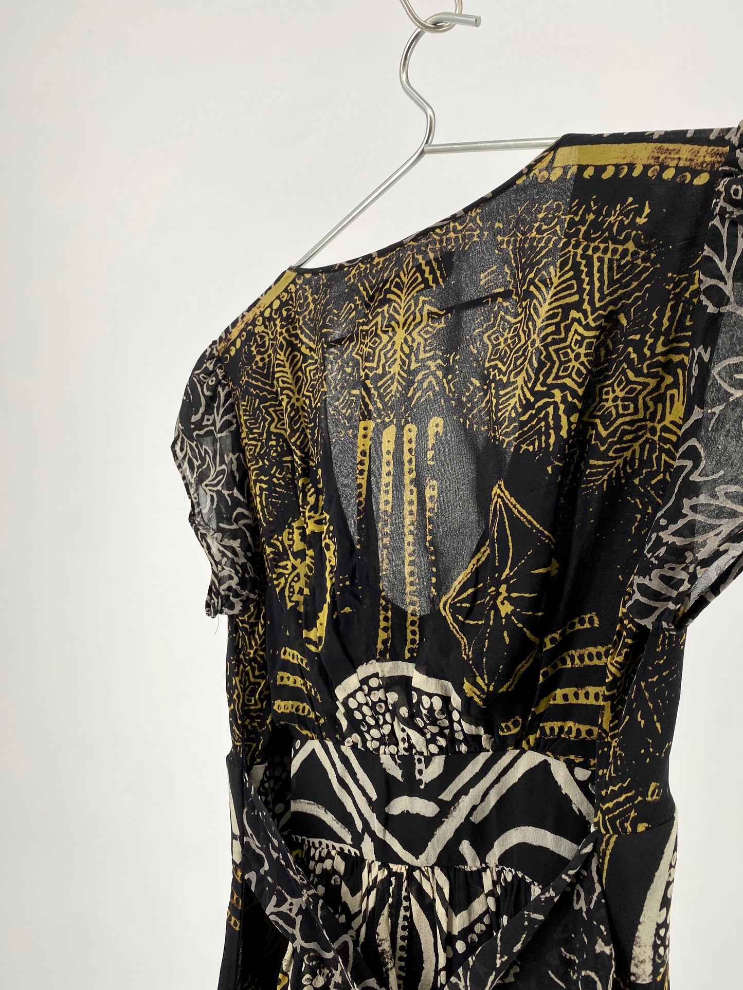 Knielanges Sommerkleid aus 100% Seide von Etro in IT 42 / DE 36