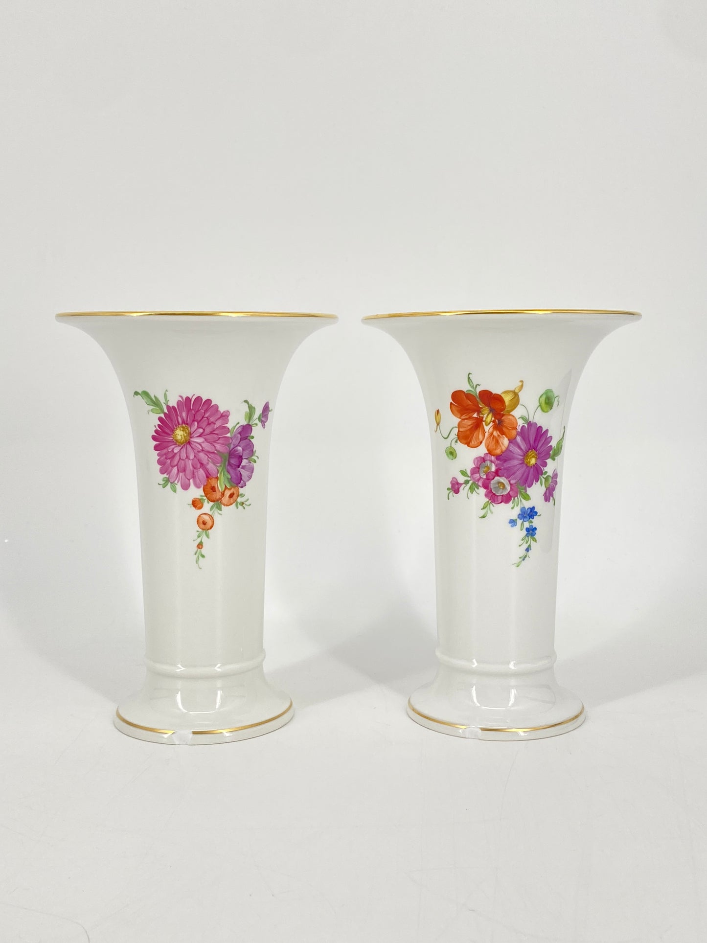 3er Set beschädigte Porzellan Vasen mit Blumendekor von KPM, Berlin 60er bis 90er