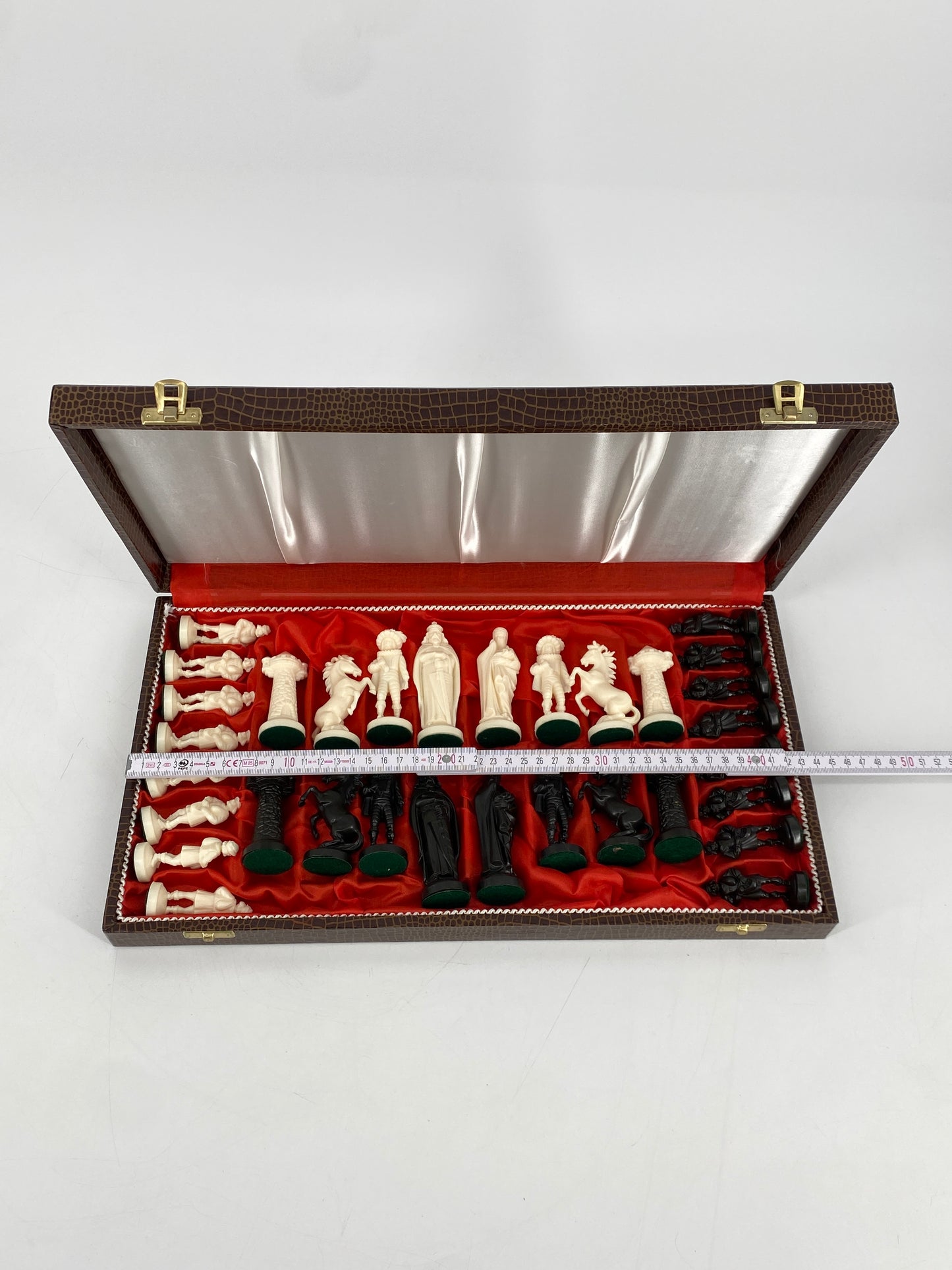Schachfiguren Set mit Koffer