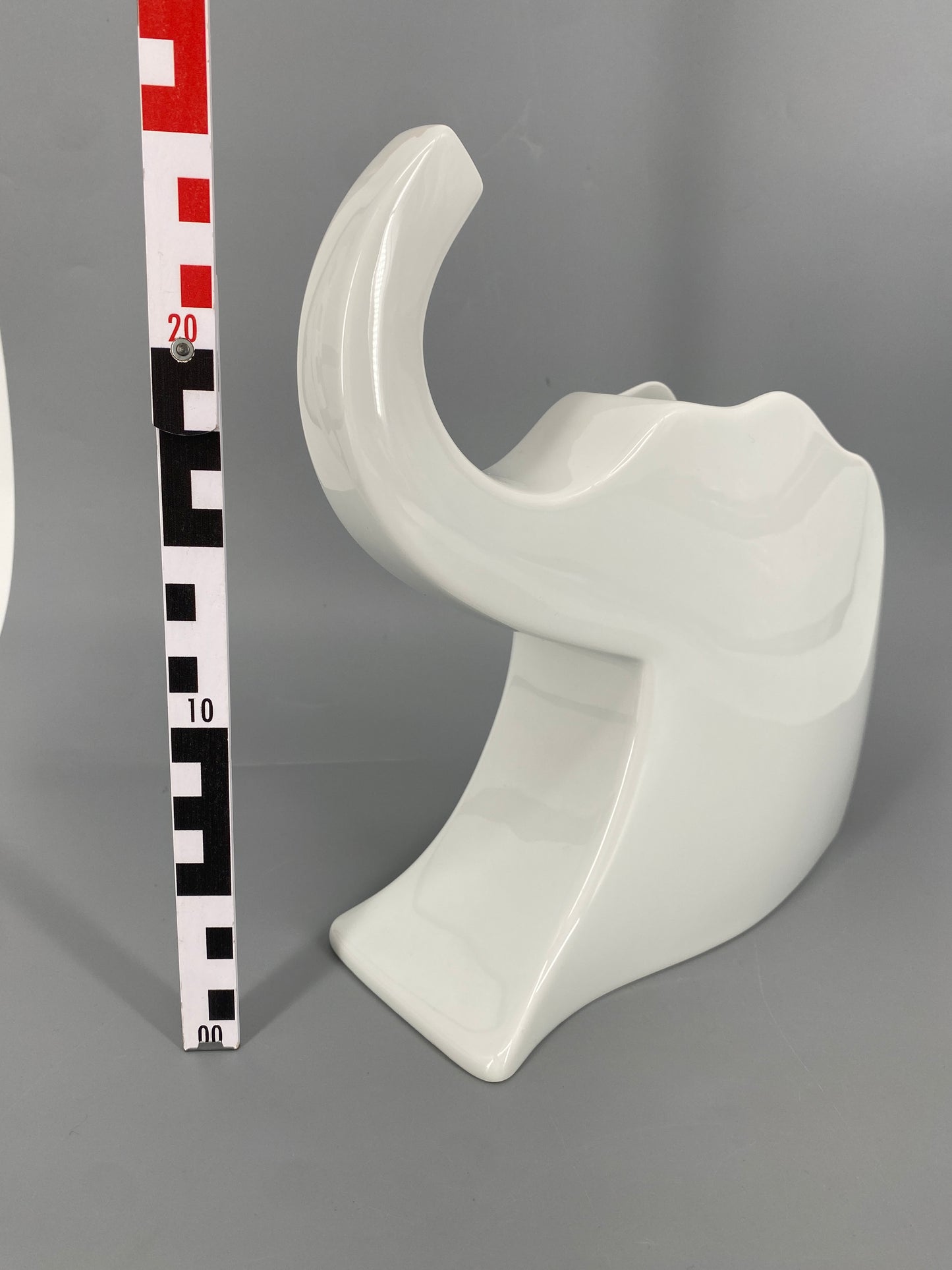 Blumenvase in Elefantenform von Johan van Loon für Rosenthal, Deutschland 1980er