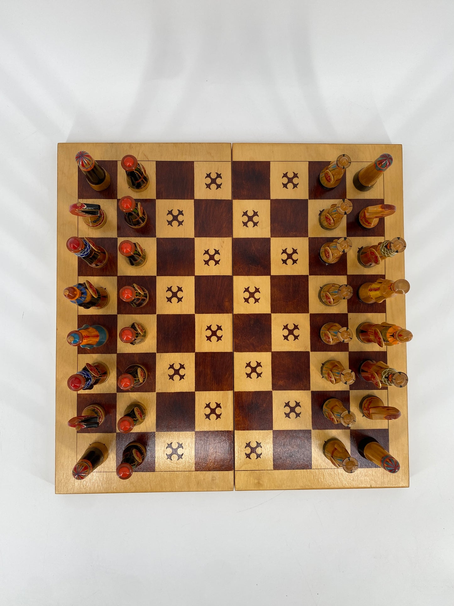 Handbemaltes Schachspiel, Sowjet Union Kirgistan 1960er
