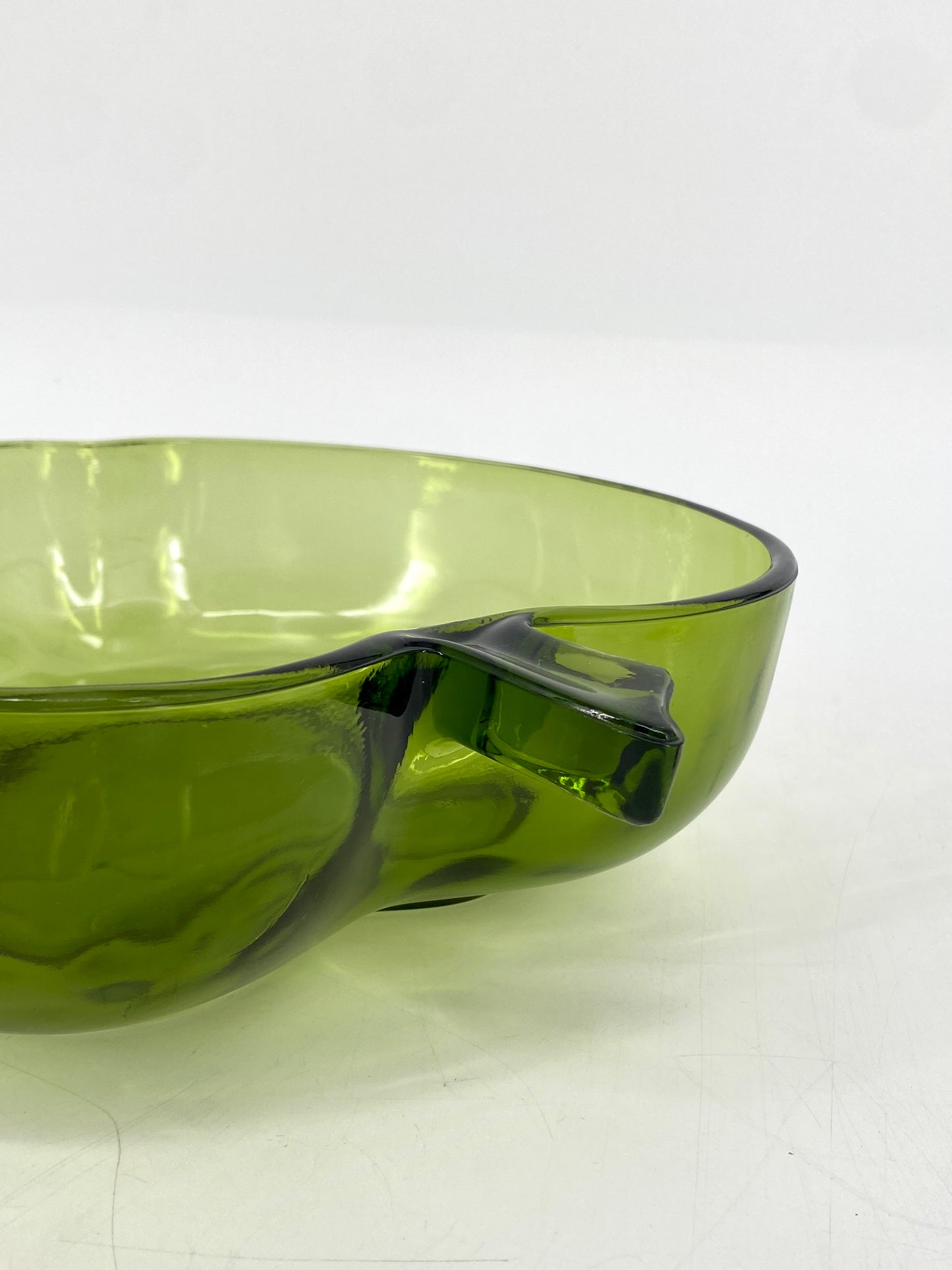 Set aus 10 Glasschalen in Apfelform aus Glas in Grün