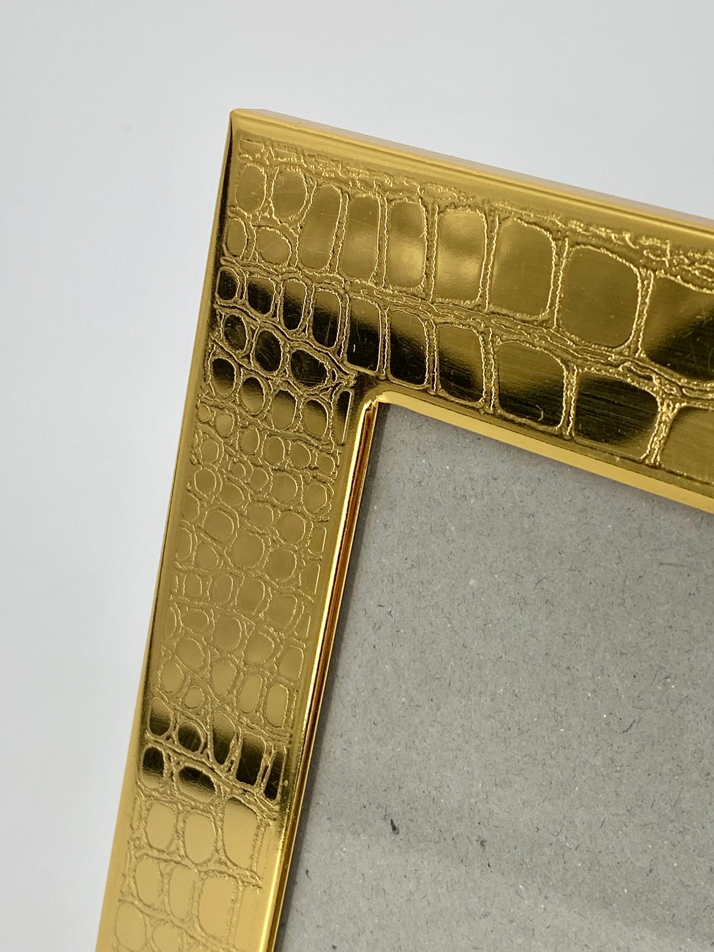 Eleganter Bilderrahmen mit Schlangenmuster in Gold, Made in Italy