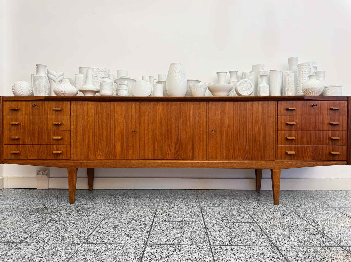 Sideboard aus Teakholz