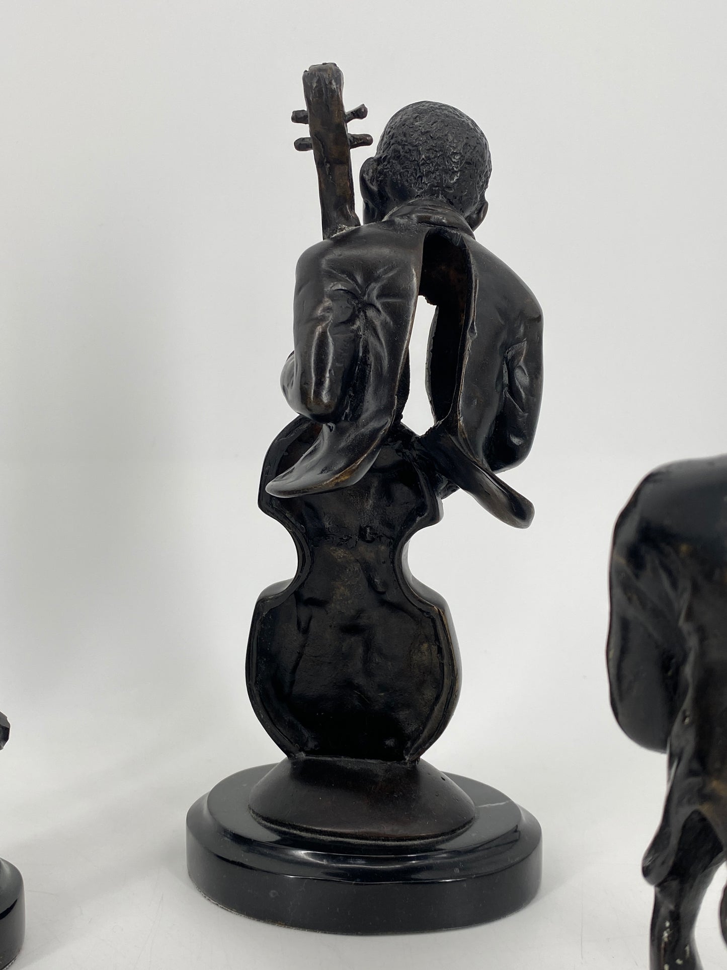 5x abstrakte Jazz Musiker Skulpturen aus Bronze und Marmor
