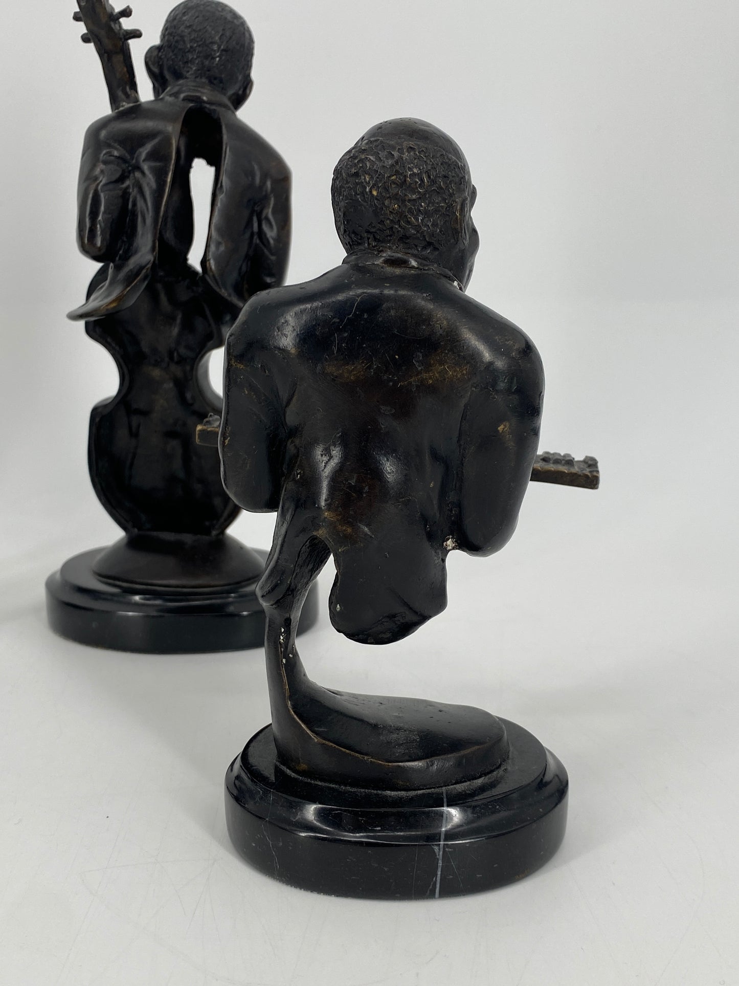 5x abstrakte Jazz Musiker Skulpturen aus Bronze und Marmor