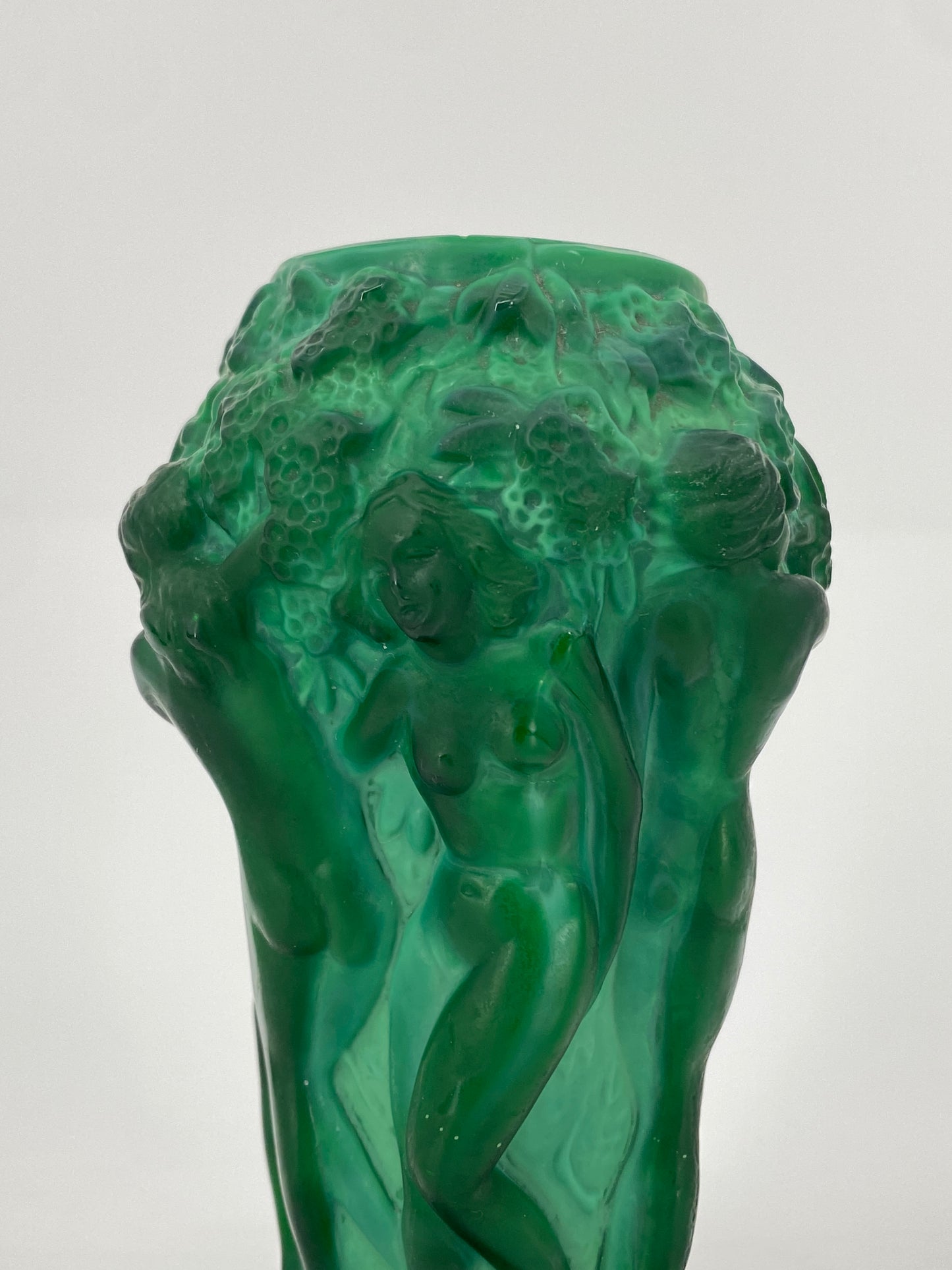 Art Deco Vase von Hoffmann & Schlevogt aus grünem Malachitglas aus der Kollektion Ingrid