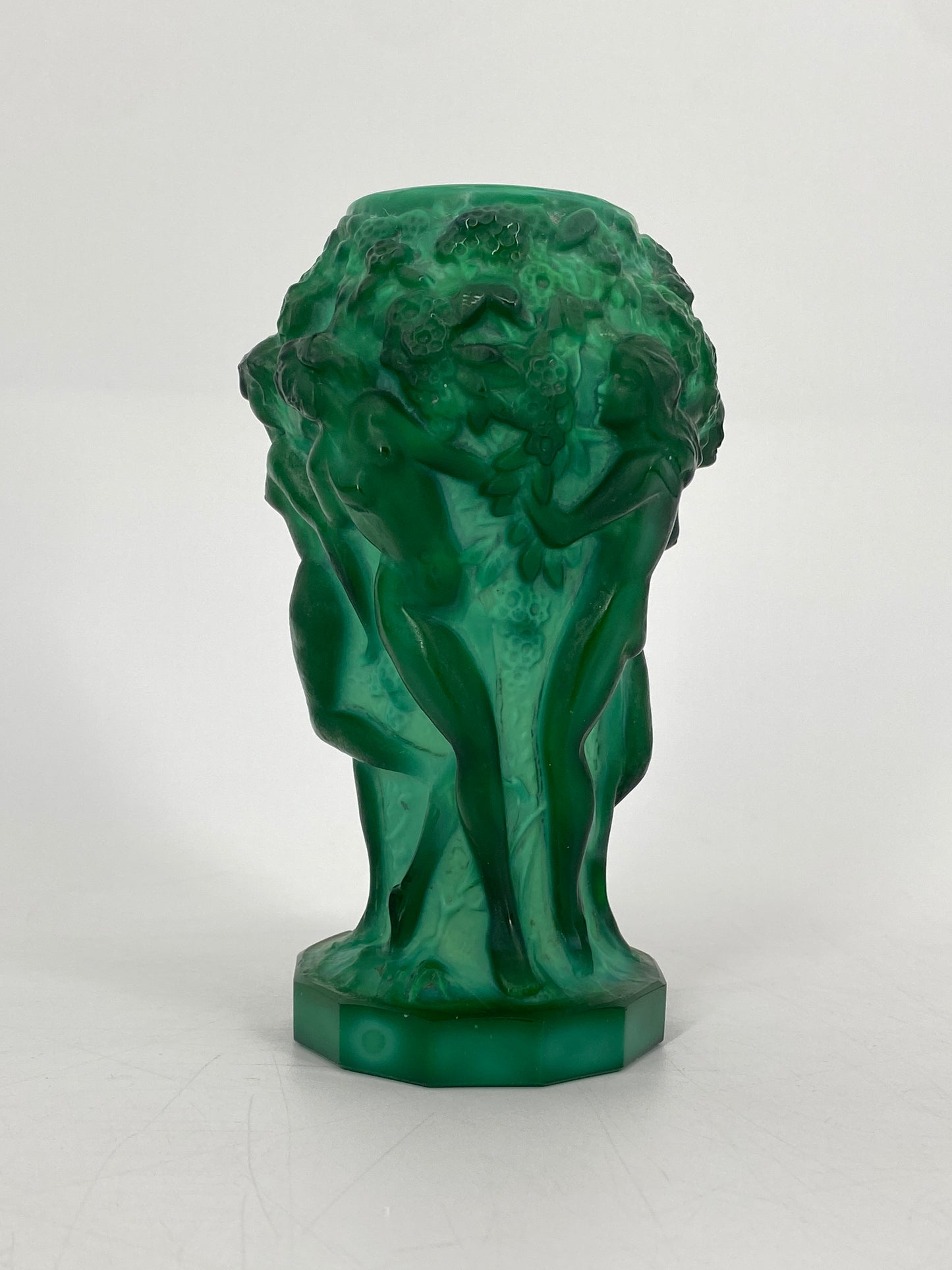 Art Deco Vase von Hoffmann & Schlevogt aus grünem Malachitglas aus der Kollektion Ingrid