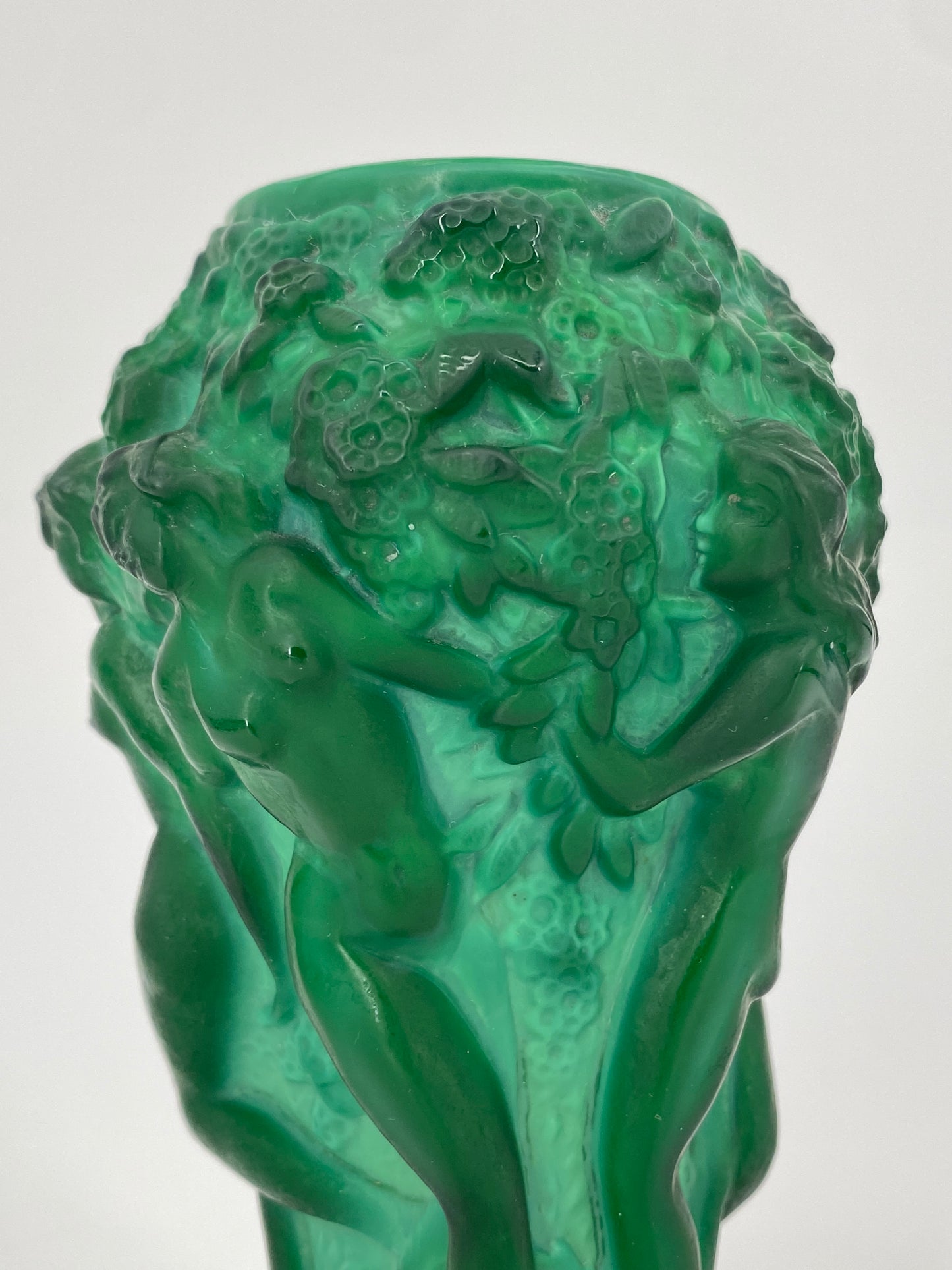 Art Deco Vase von Hoffmann & Schlevogt aus grünem Malachitglas aus der Kollektion Ingrid