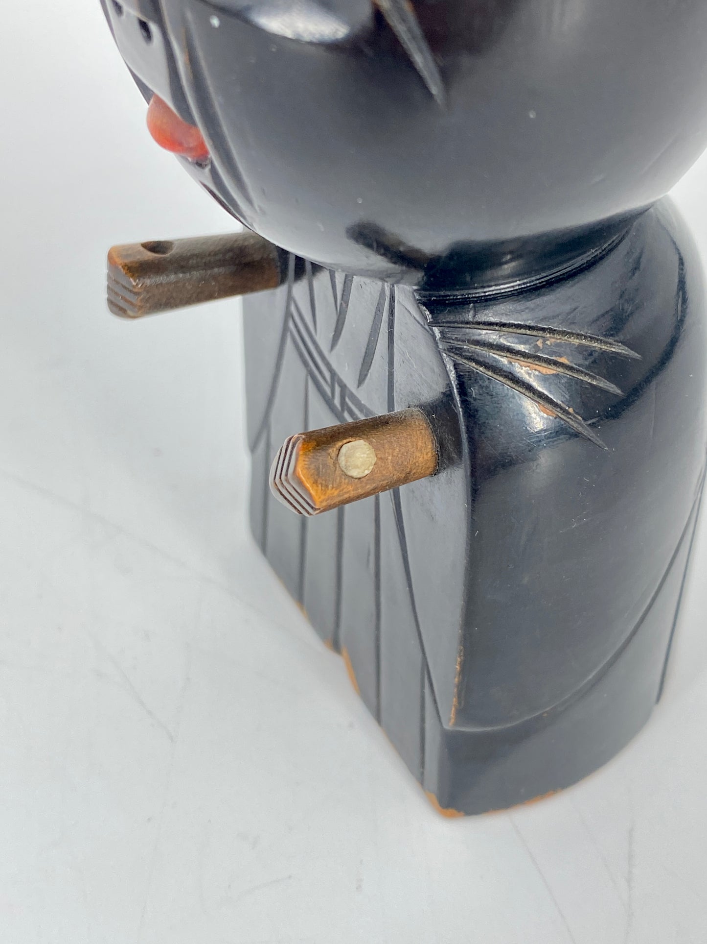 Kobe Toy, Japanischer Würfelbecher um 1900