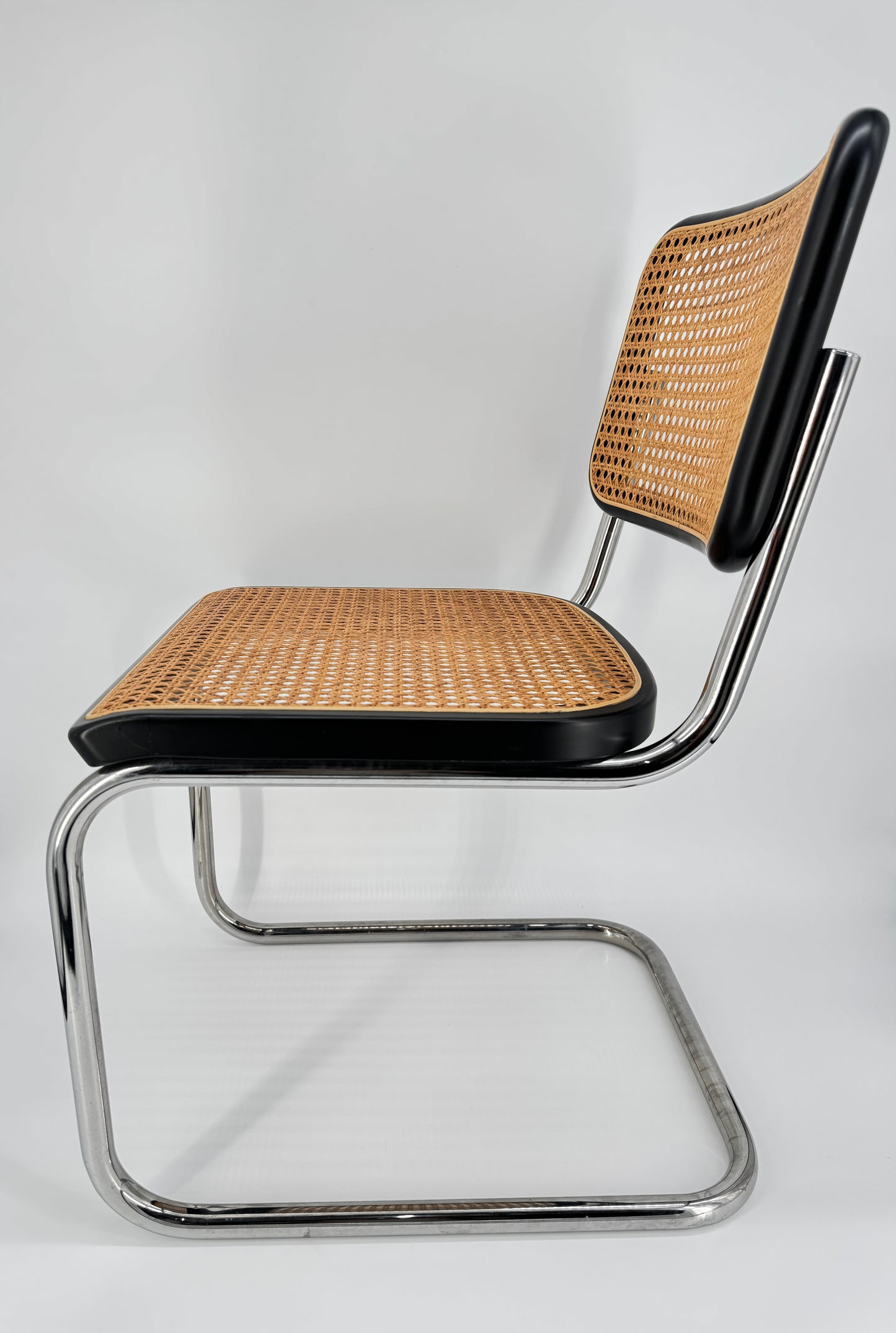 Freischwinger Stuhl Modell S32 TP 29 Entwurf von Marcel Breuer für Thonet von 1991