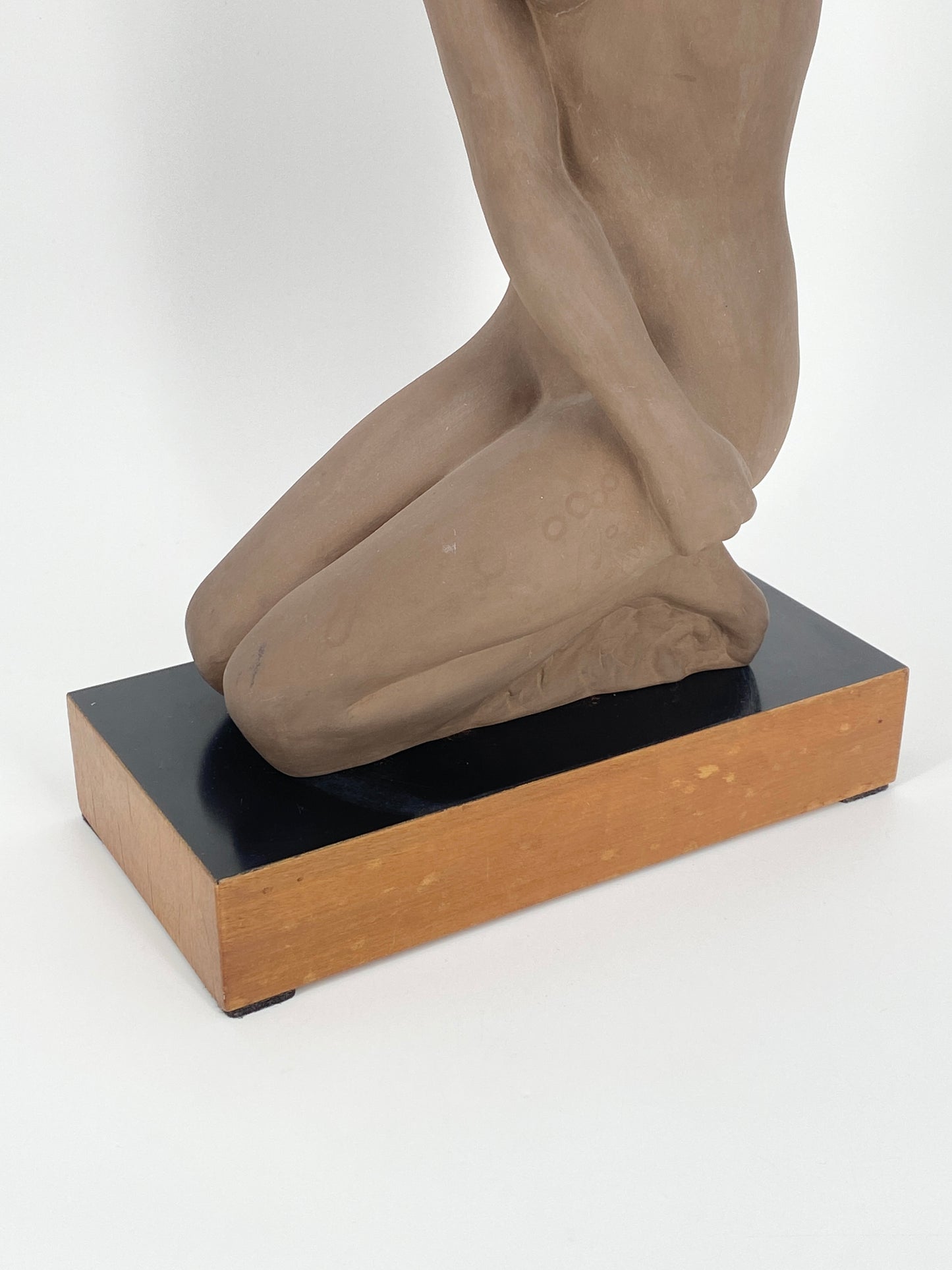 Terrakotta Skulptur "Blick in die Sonne" von Prof. Fritz Klimsch