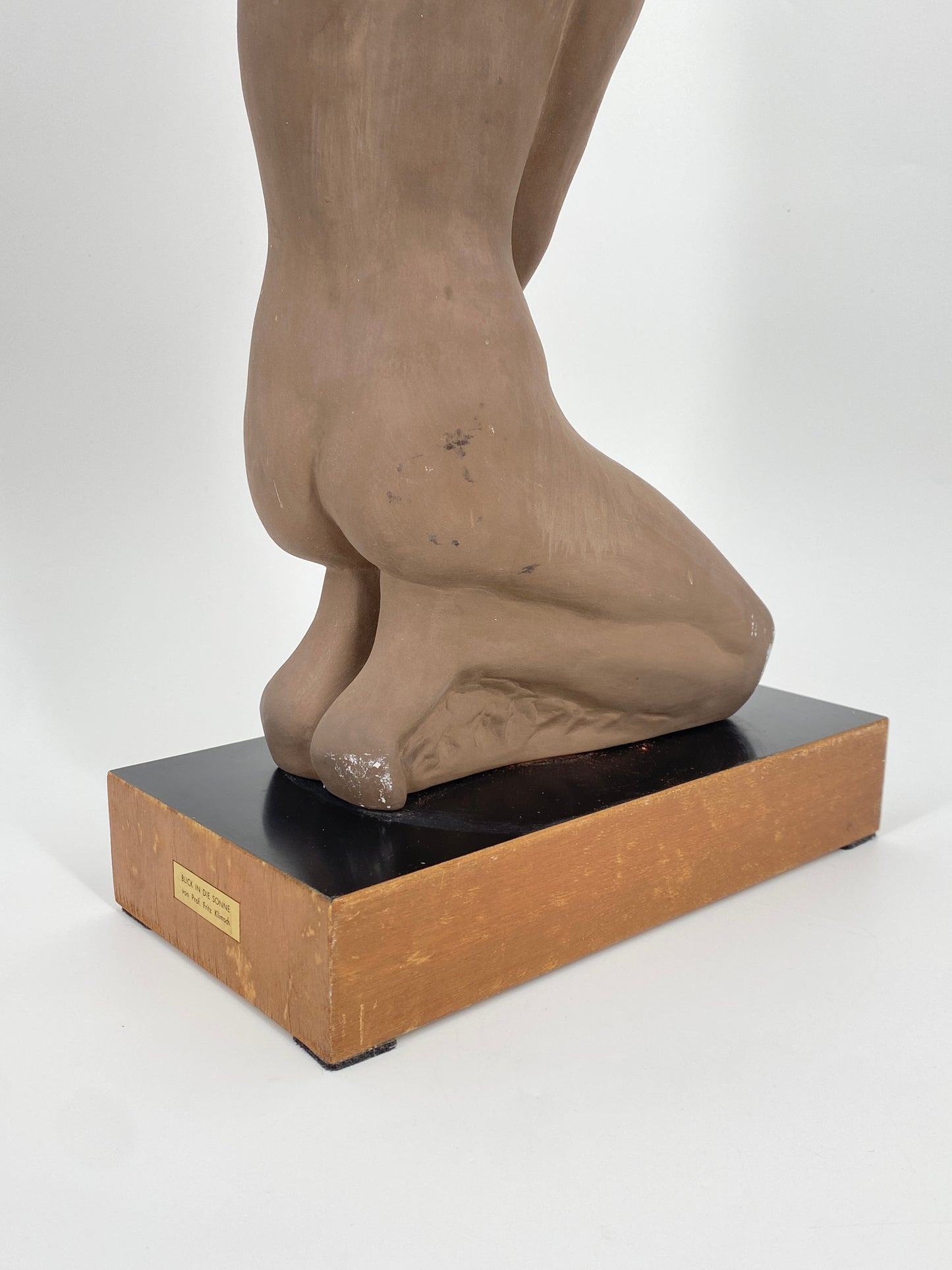 Terrakotta Skulptur "Blick in die Sonne" von Prof. Fritz Klimsch