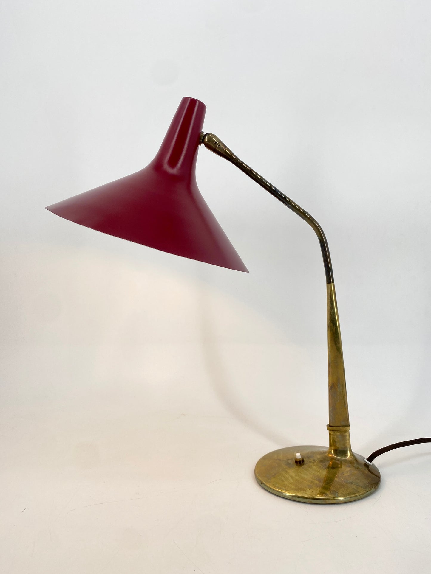 Seltene 50er Jahre Tischlampe aus Italien, Messing