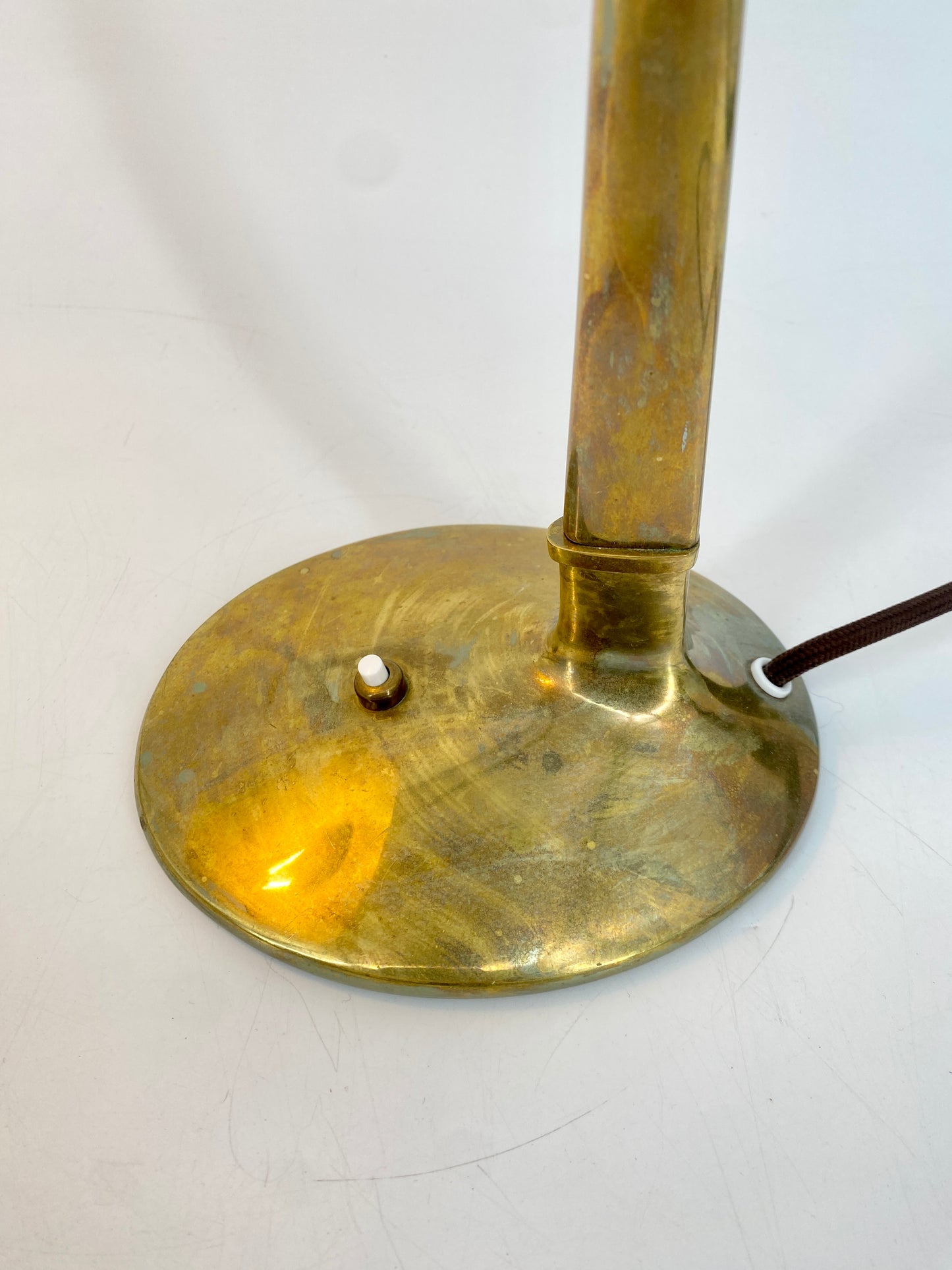 Seltene 50er Jahre Tischlampe aus Italien, Messing