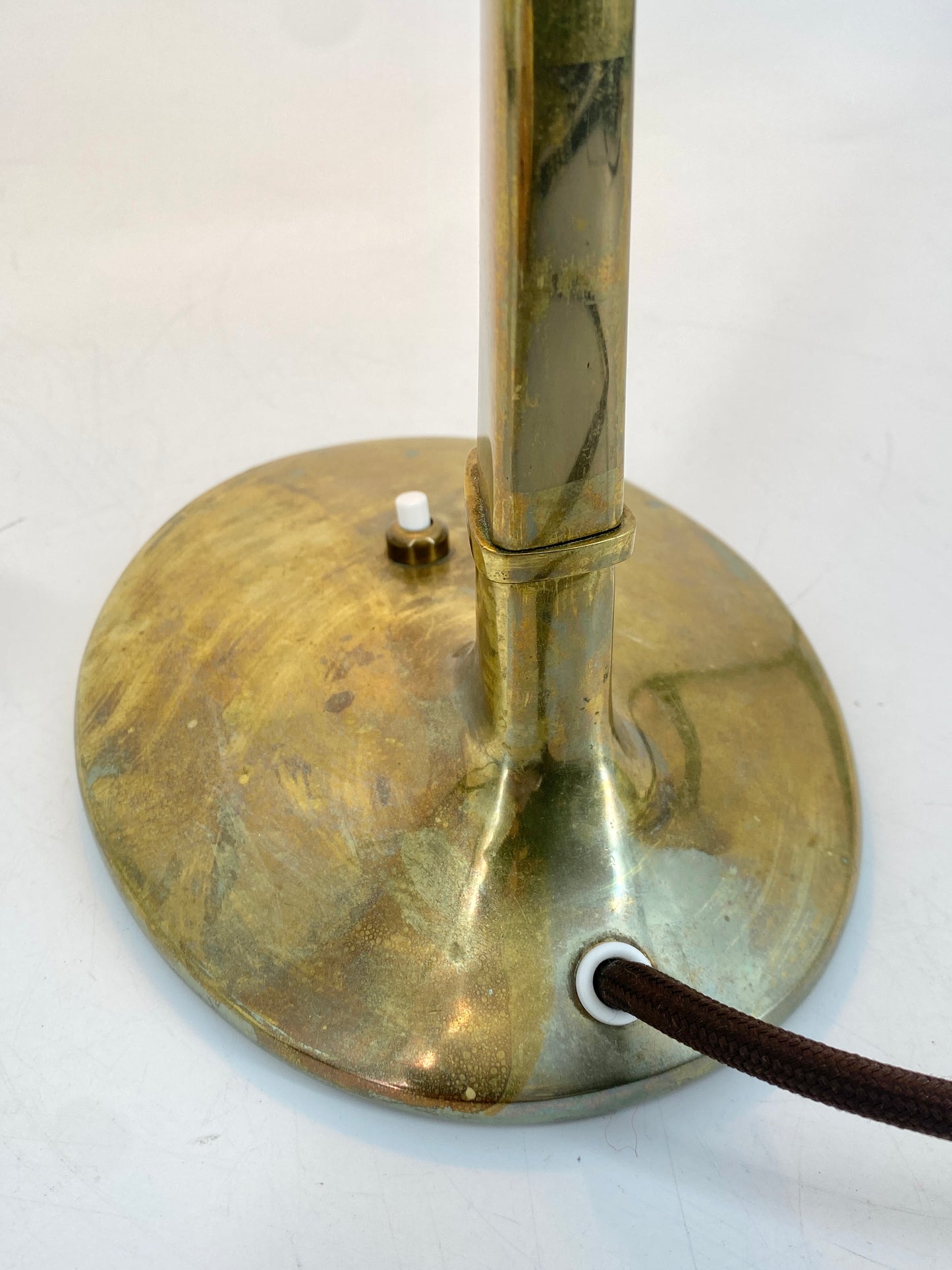 Seltene 50er Jahre Tischlampe aus Italien, Messing