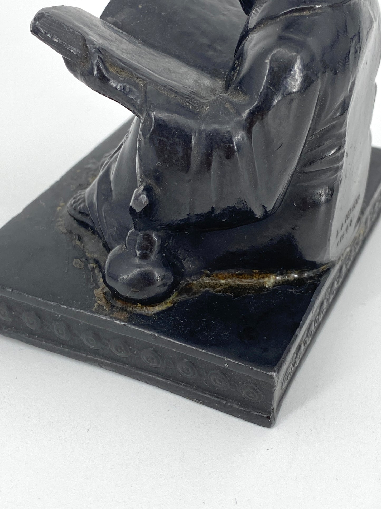 Kleine Metall Skulptur Copyright L.V.Aronson 1923