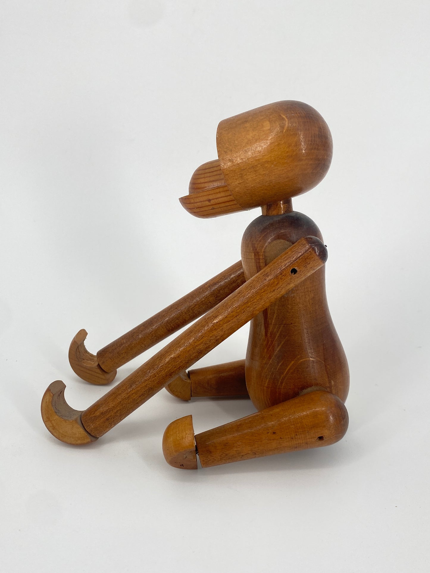 Affenfiguren aus Holz