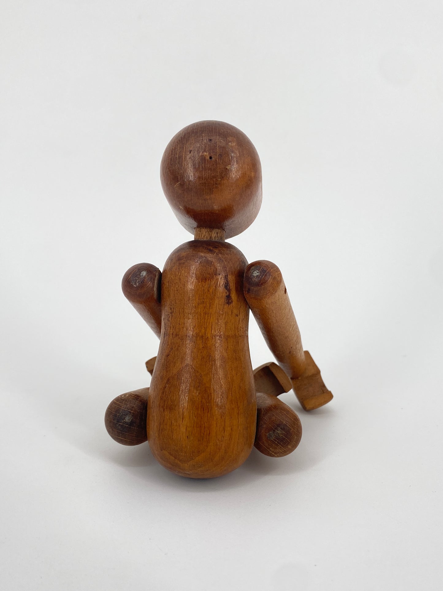 Affenfiguren aus Holz